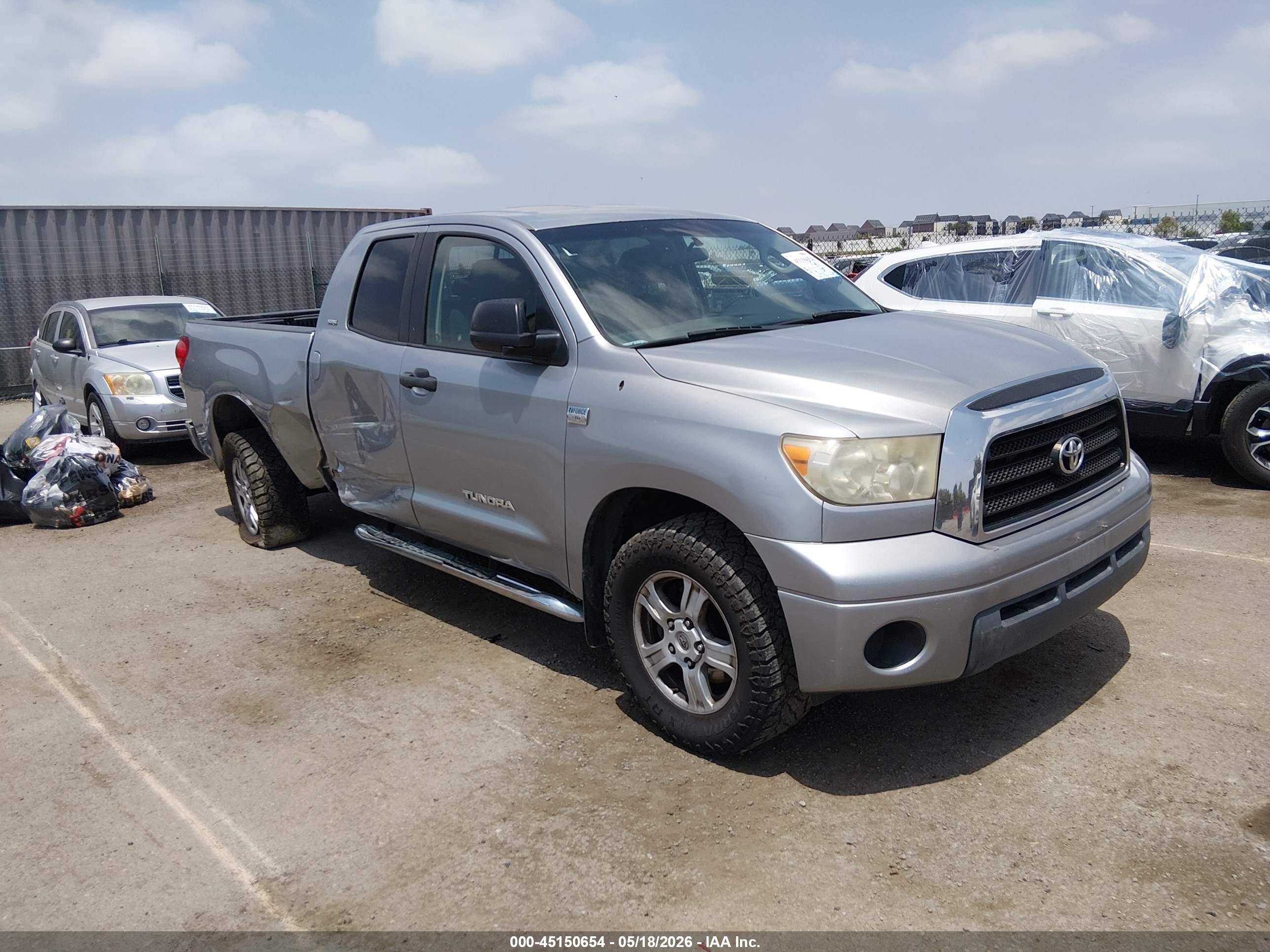 2009 Toyota Tundra, VIN 5TFRT54189X029085 — Бок