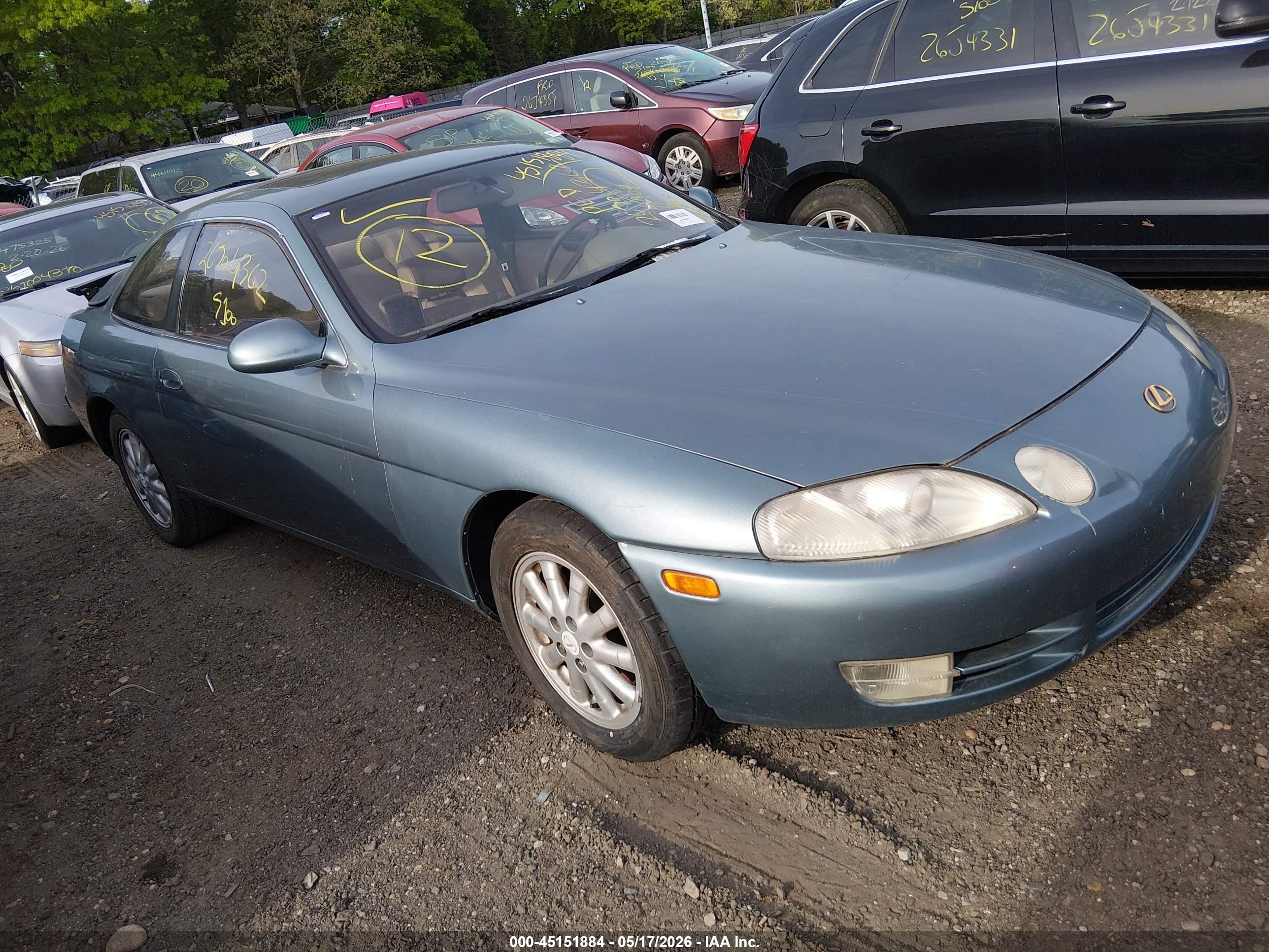 1993 Lexus SC 400, VIN JT8UZ30CXP0031509 — Rear end