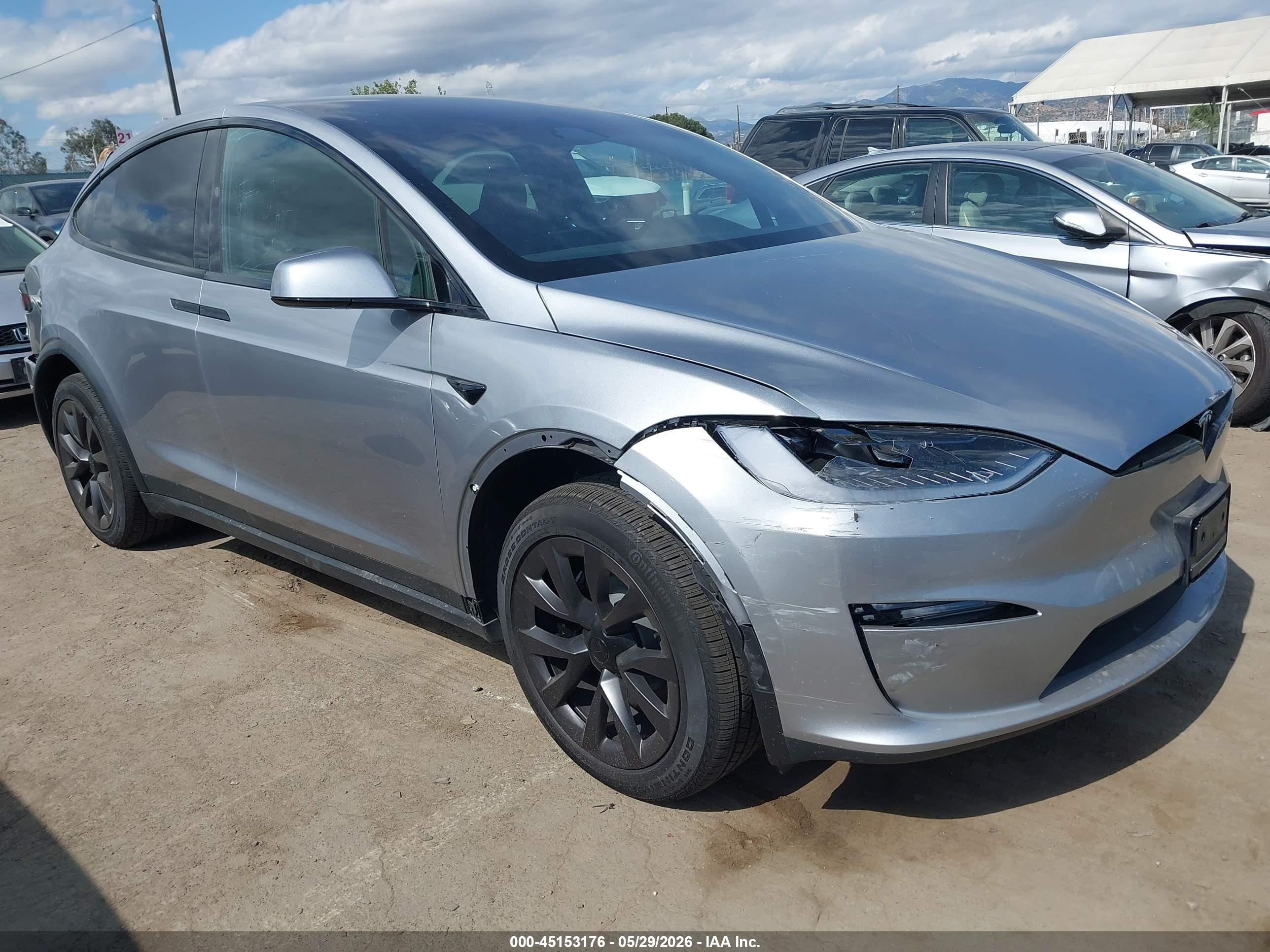 2025 Tesla Model X, VIN 7SAXCBE5XSF469741 — Rear end