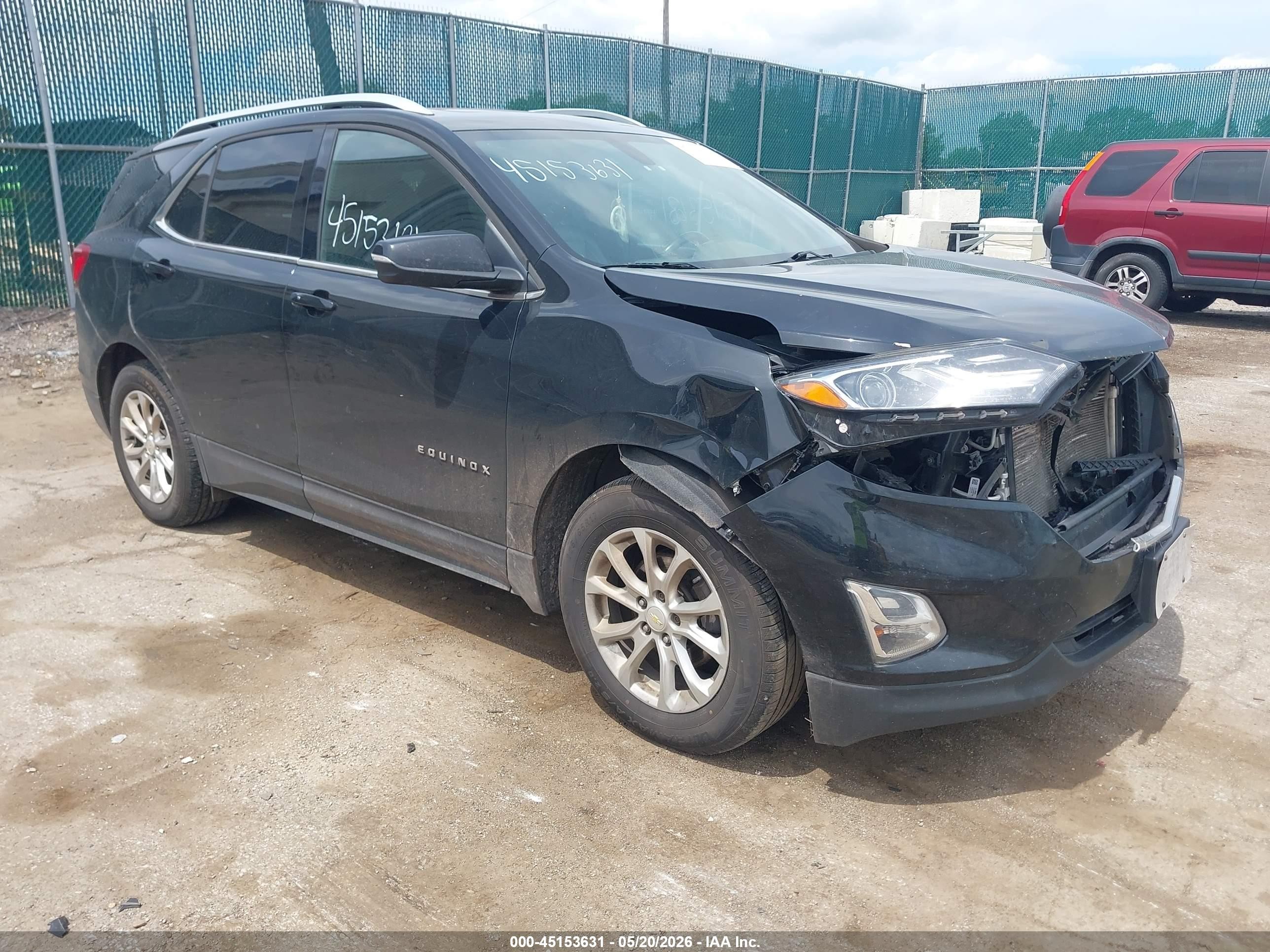 2018 Chevrolet Equinox LT, VIN 2GNAXJEV8J6170794 — Front end