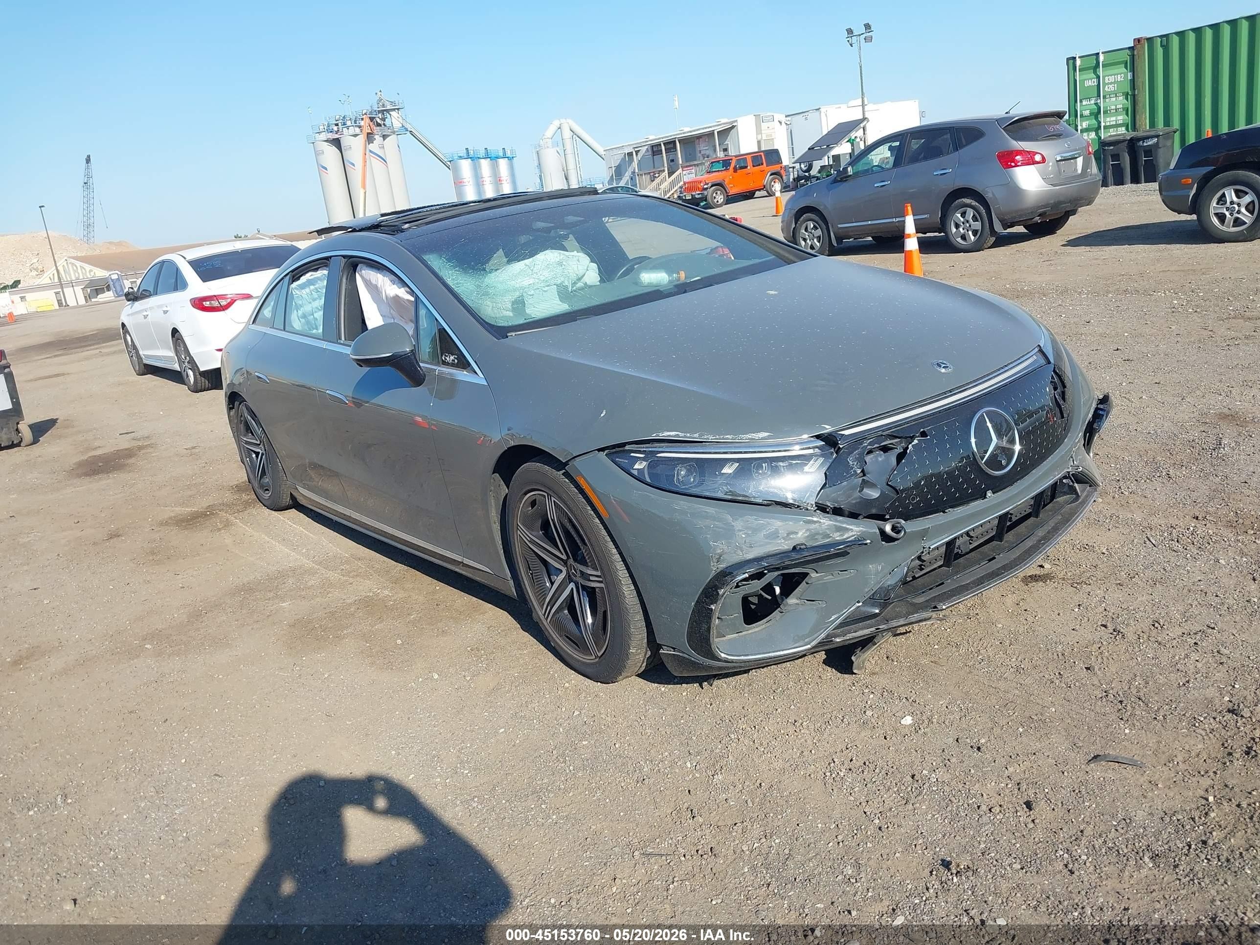 2024 Mercedes-Benz EQS 450, VIN W1KCG2EB3RA048376 — Front end