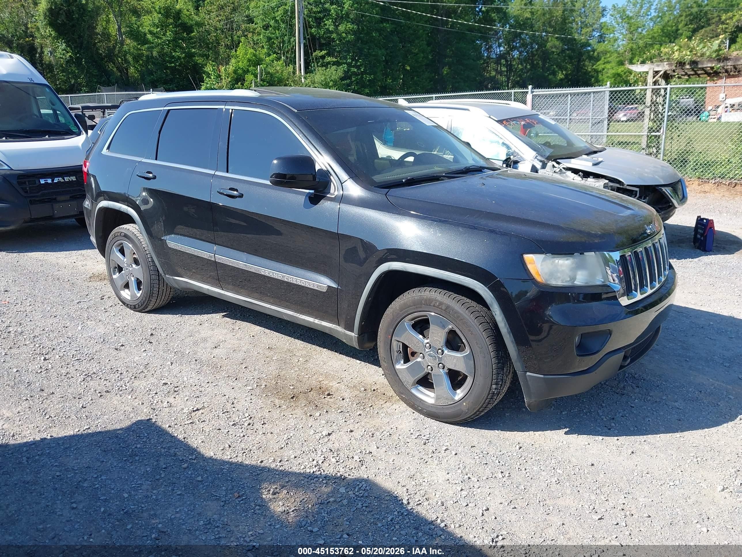 2011 Jeep Grand Cherokee Laredo, VIN 1J4RR4GG8BC590211 — Обычный износ