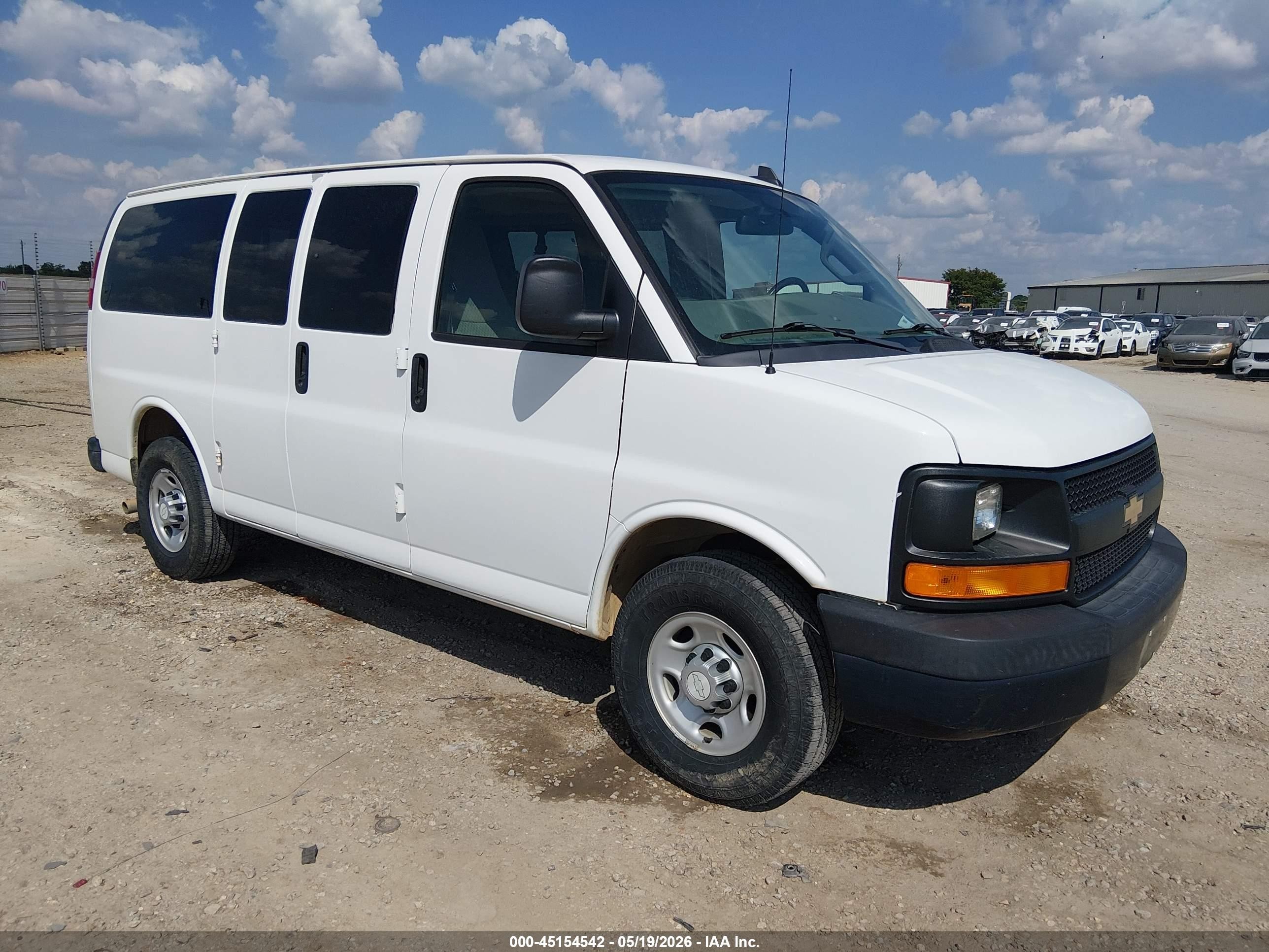 2016 Chevrolet Express Passenger LS, VIN 1GAWGEFF1G1276814 — Rear end
