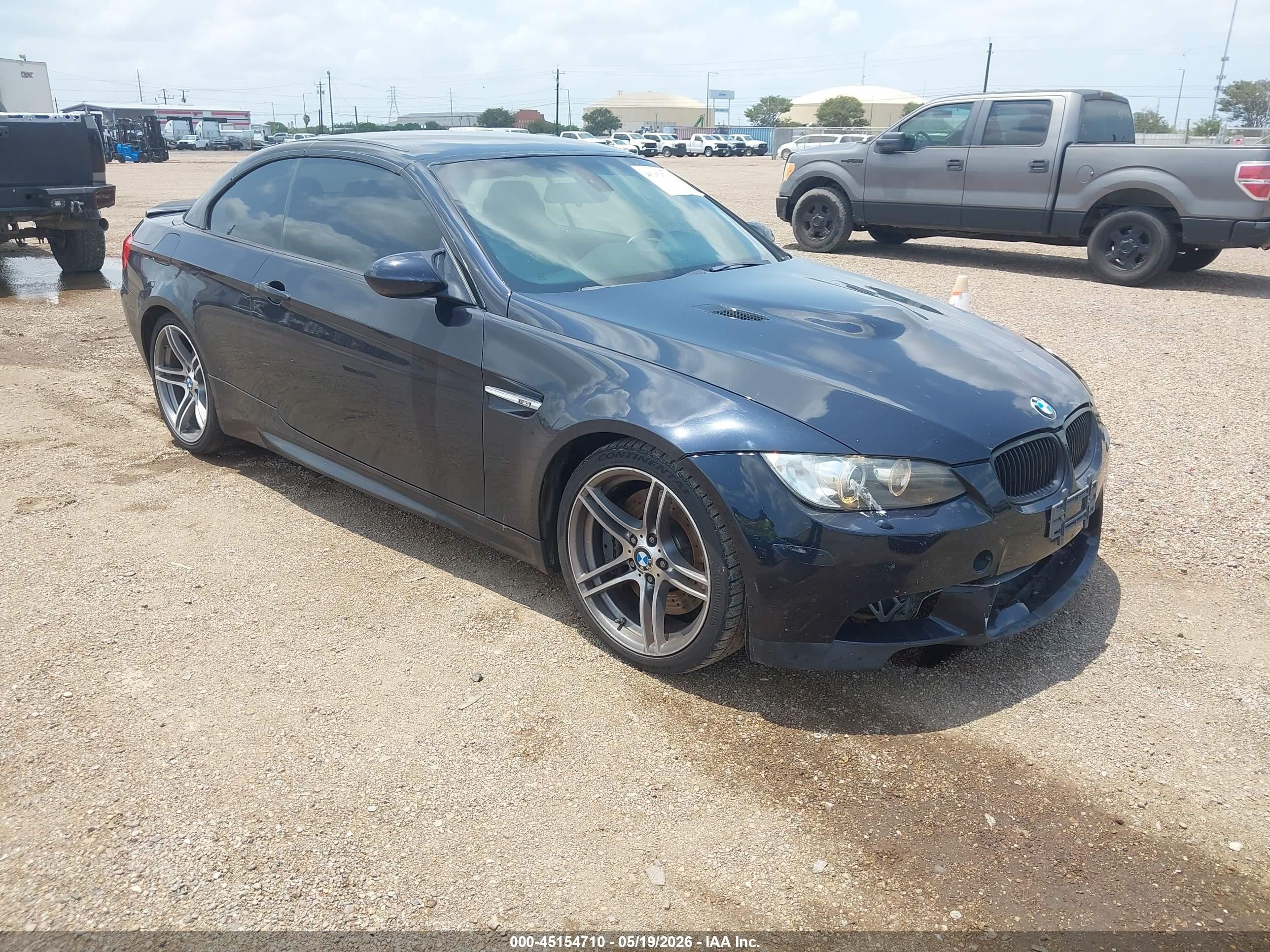 2012 BMW M3, VIN WBSDX9C54CE785003 — Front end