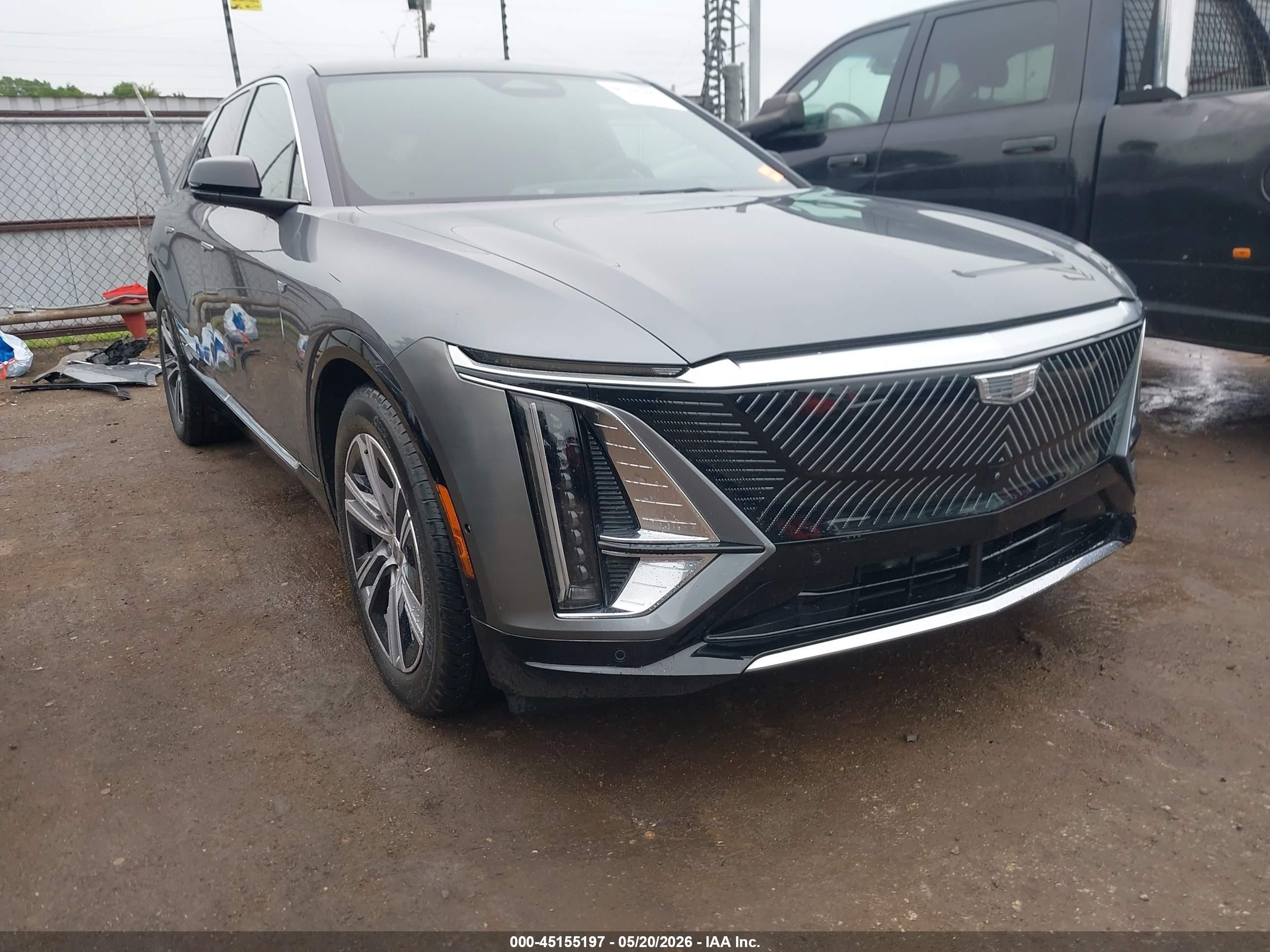 2023 Cadillac LYRIQ RWD Luxury, VIN 1GYKPMRK1PZ002551 — Rear end