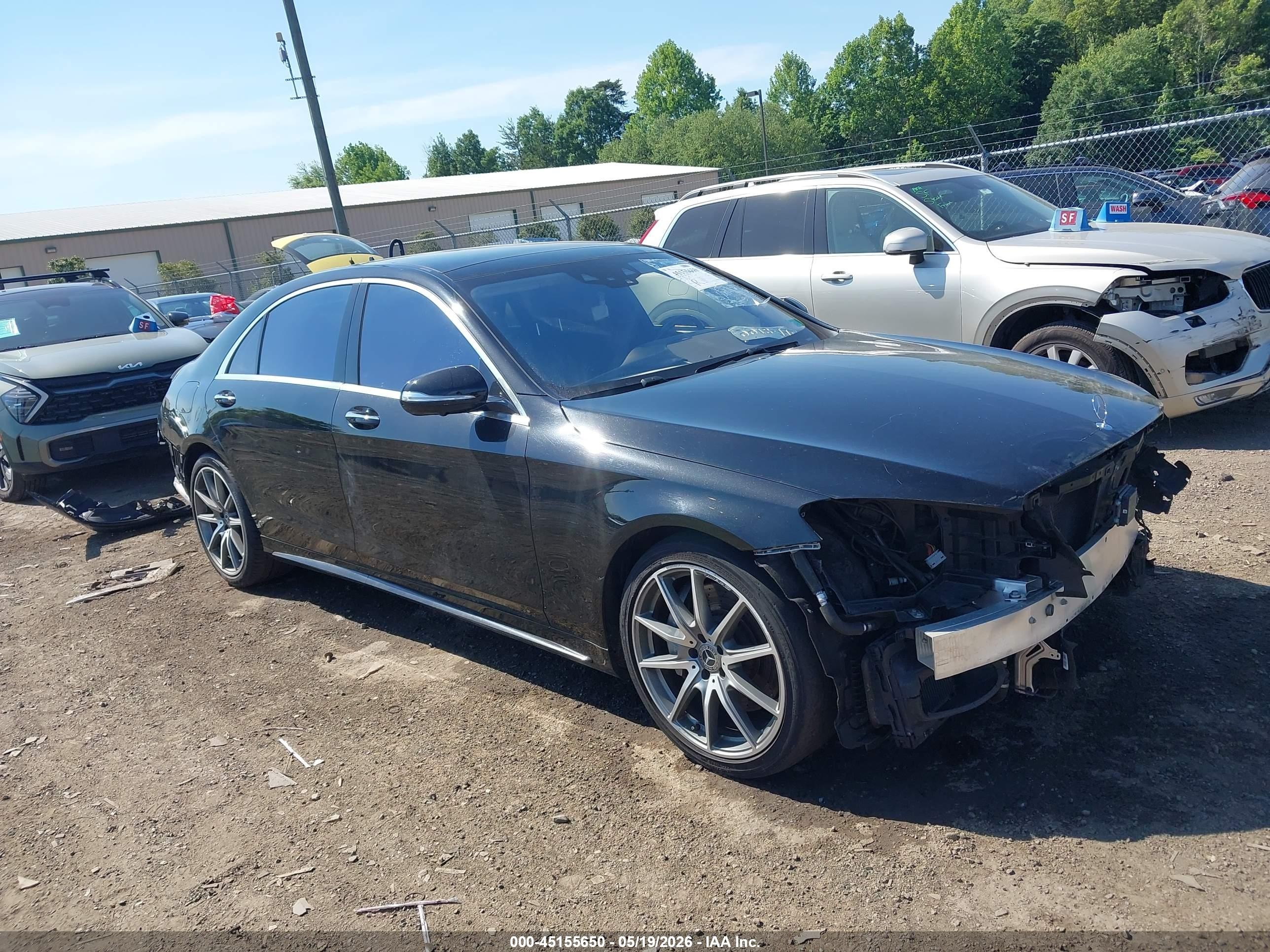 2019 Mercedes-Benz S 560, VIN WDDUG8GB4KA479187 — Front end