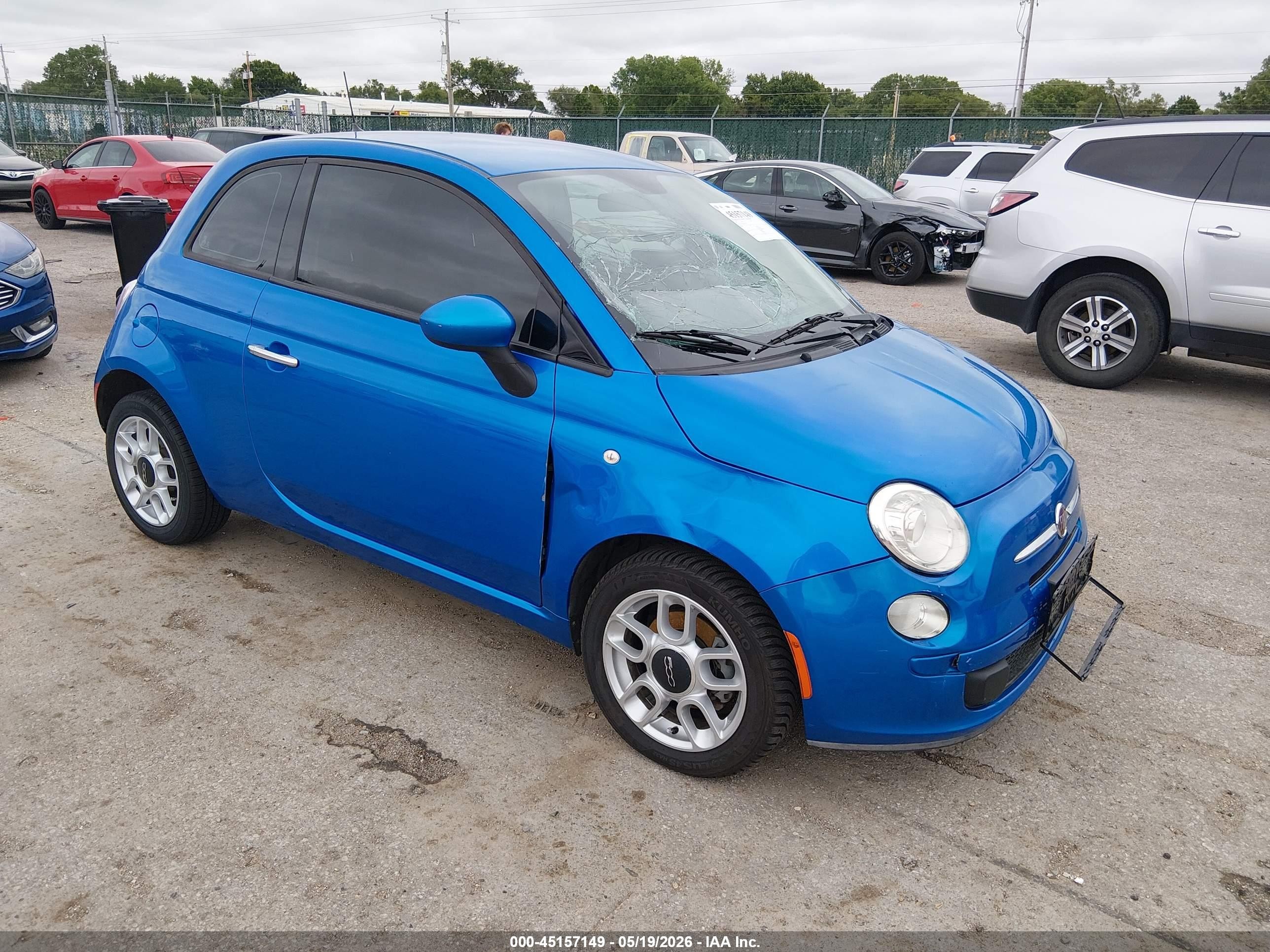 2015 FIAT 500 Pop, VIN 3C3CFFAR2FT570707 — Front end