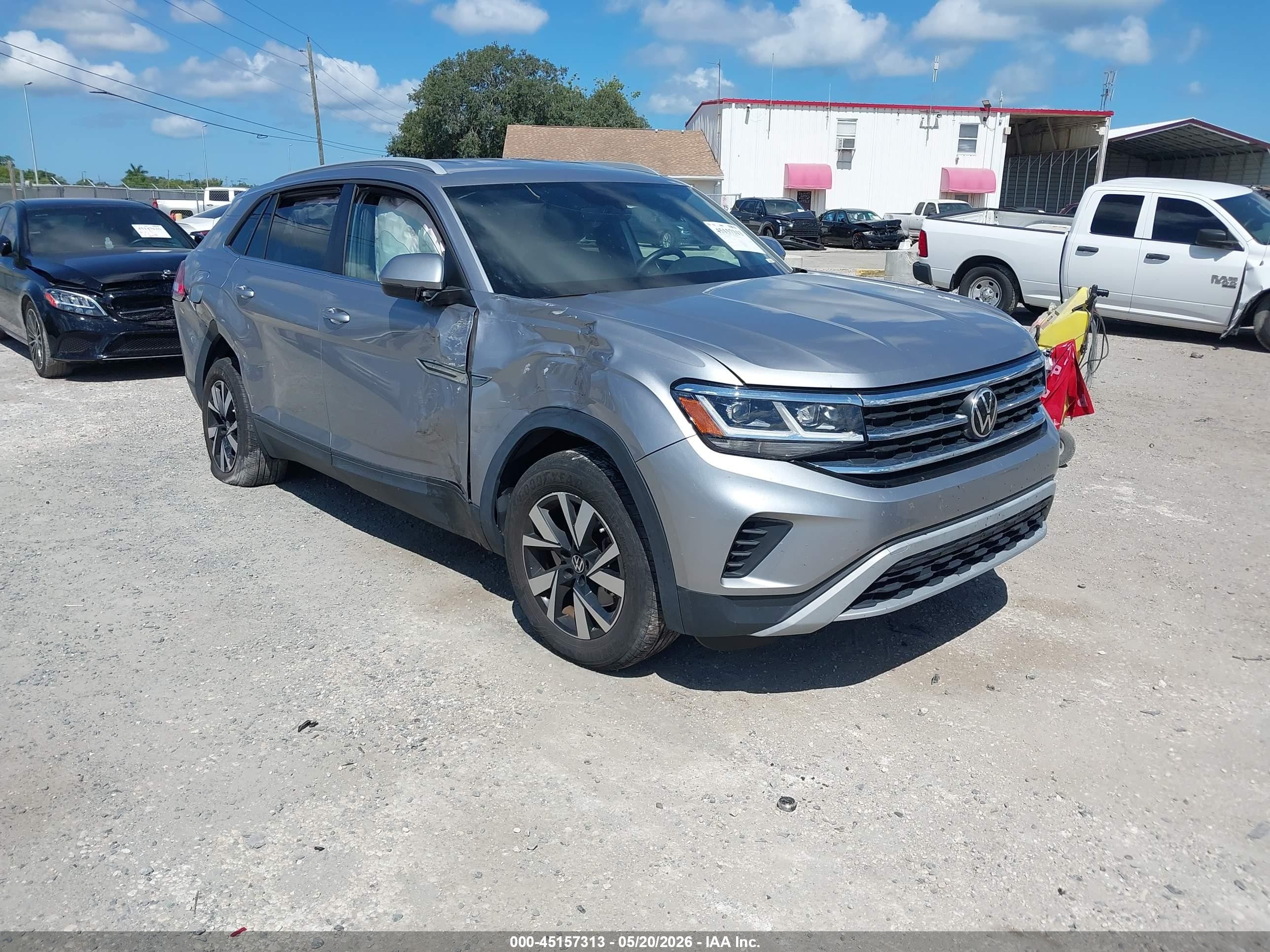 2022 Volkswagen Atlas SE, VIN 1V2DC2CA7NC219521 — Biohazard / chemical