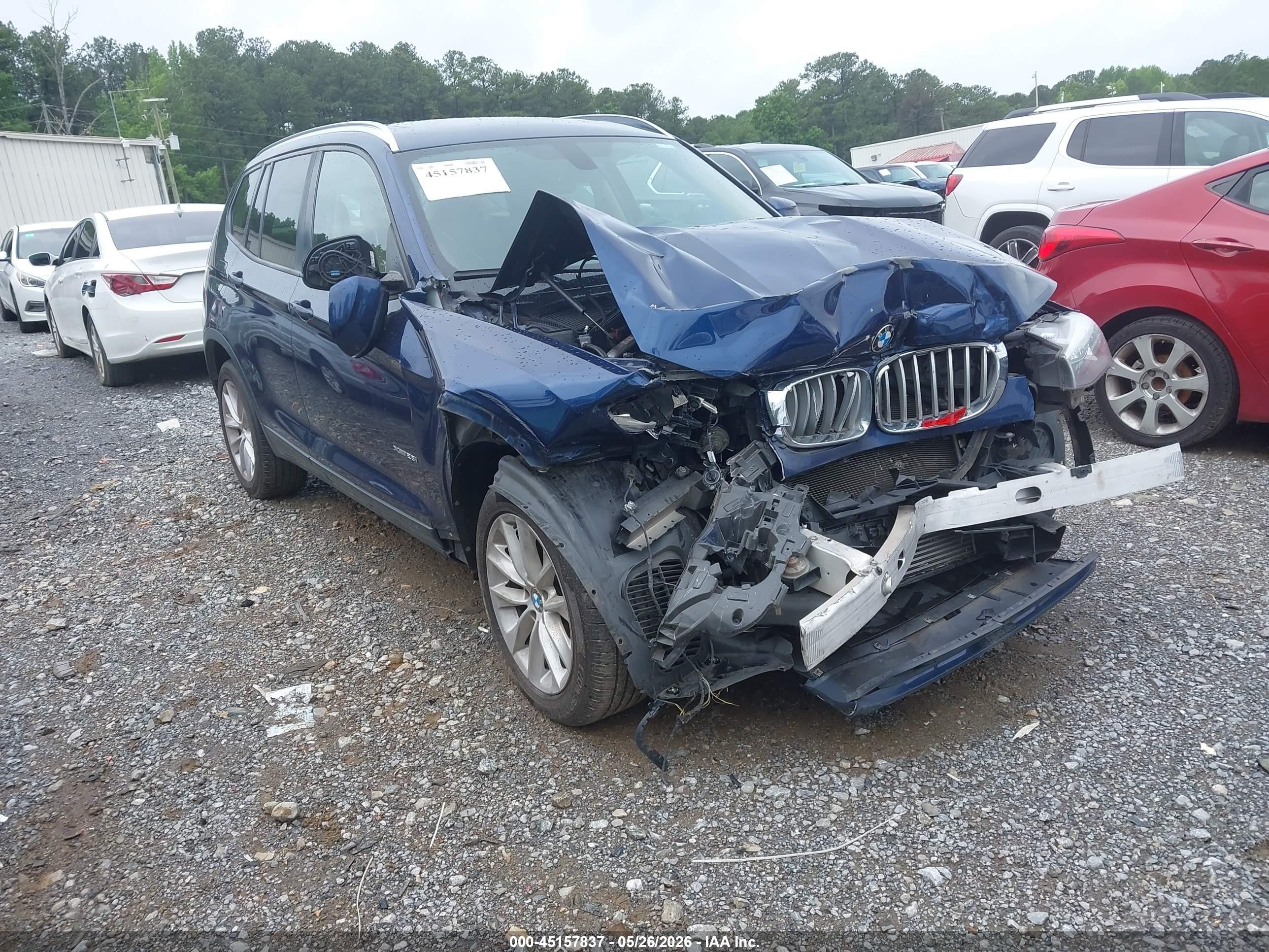 2016 BMW X3 xDrive28i, VIN 5UXWX9C59G0D86575 — Перед