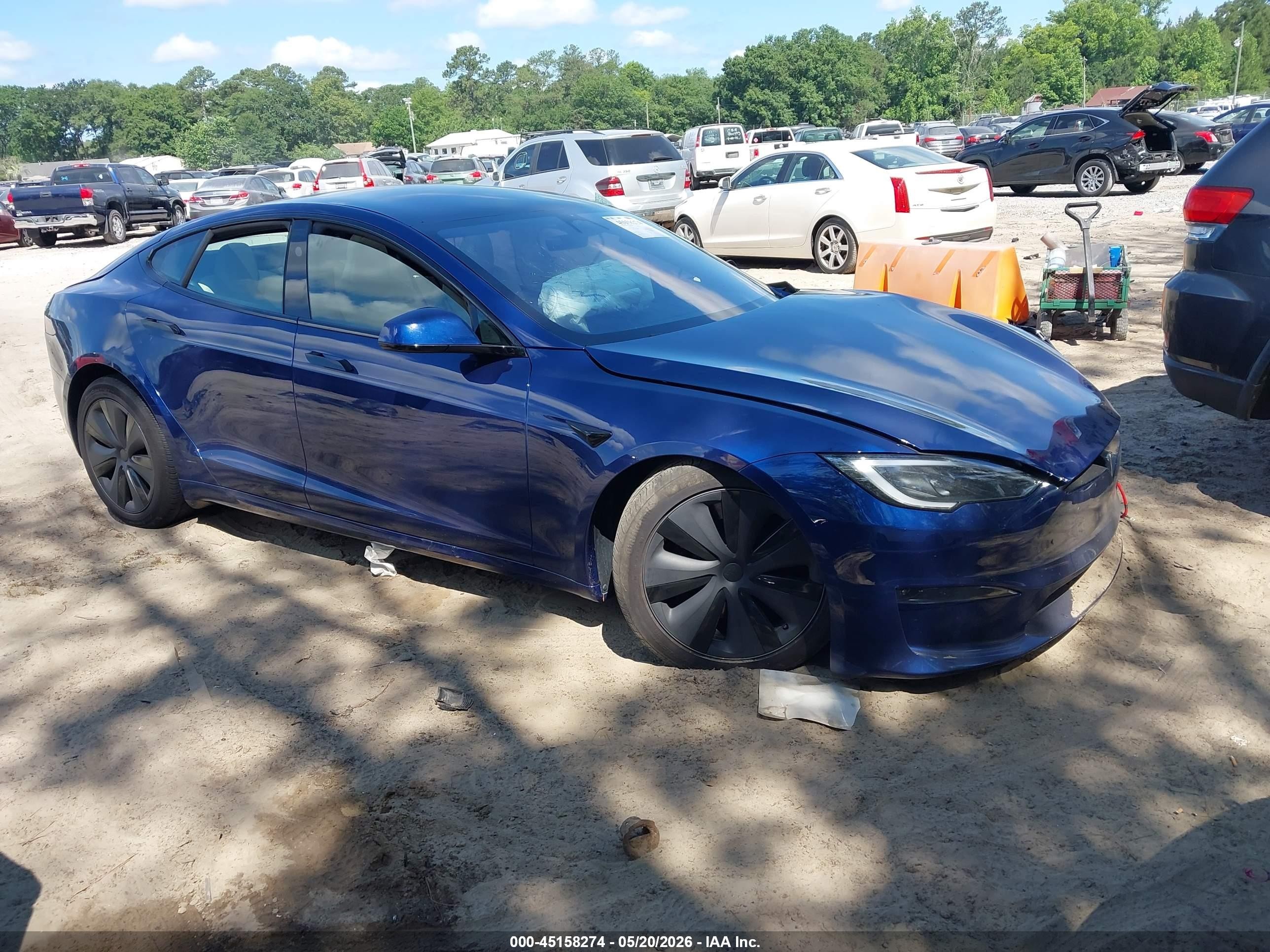 2024 Tesla Model S, VIN 5YJSA1E52RF537273 — Перед