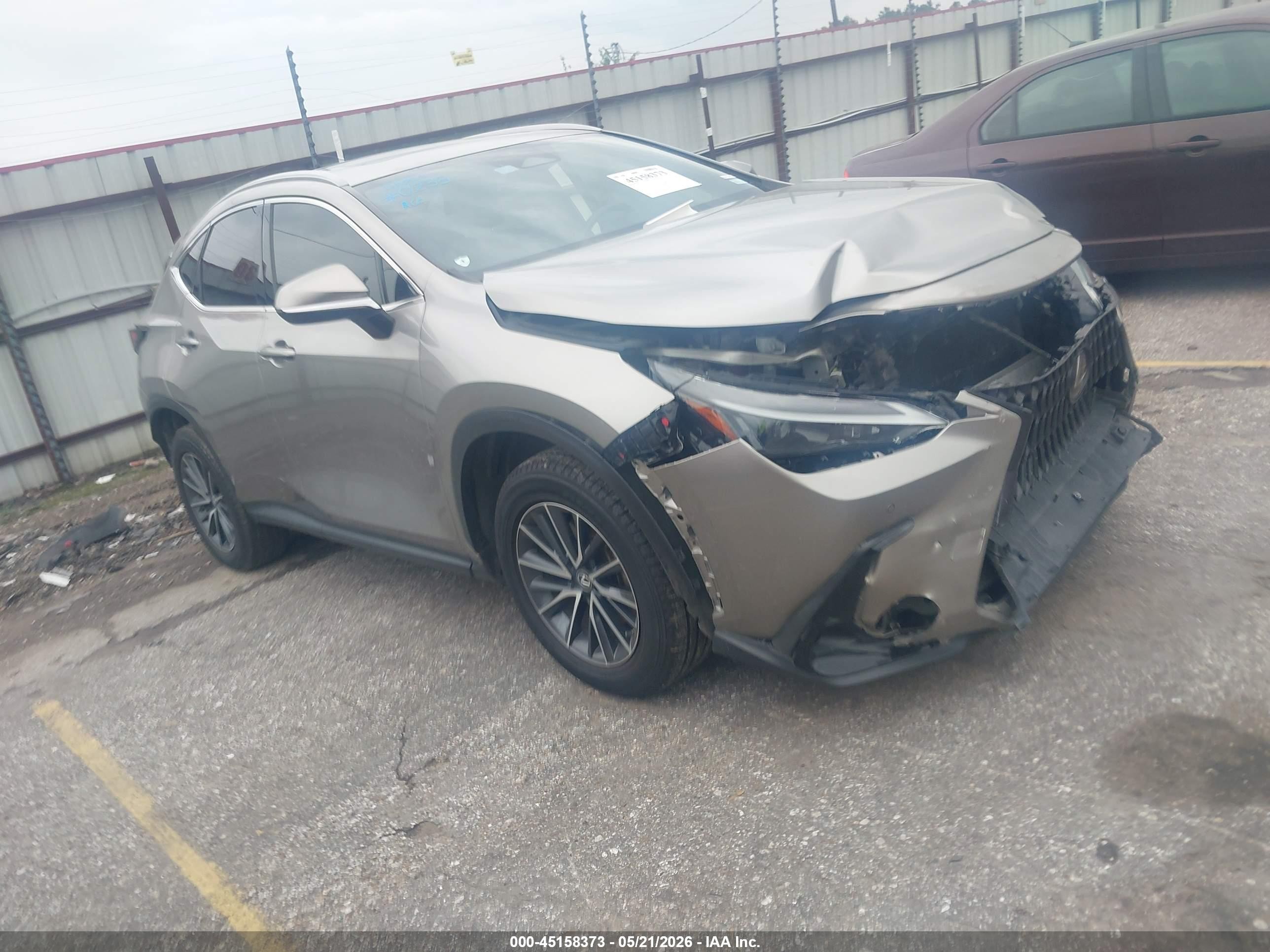 2023 Lexus NX 350 Premium, VIN 2T2GGCEZ8PC017935 — Перед