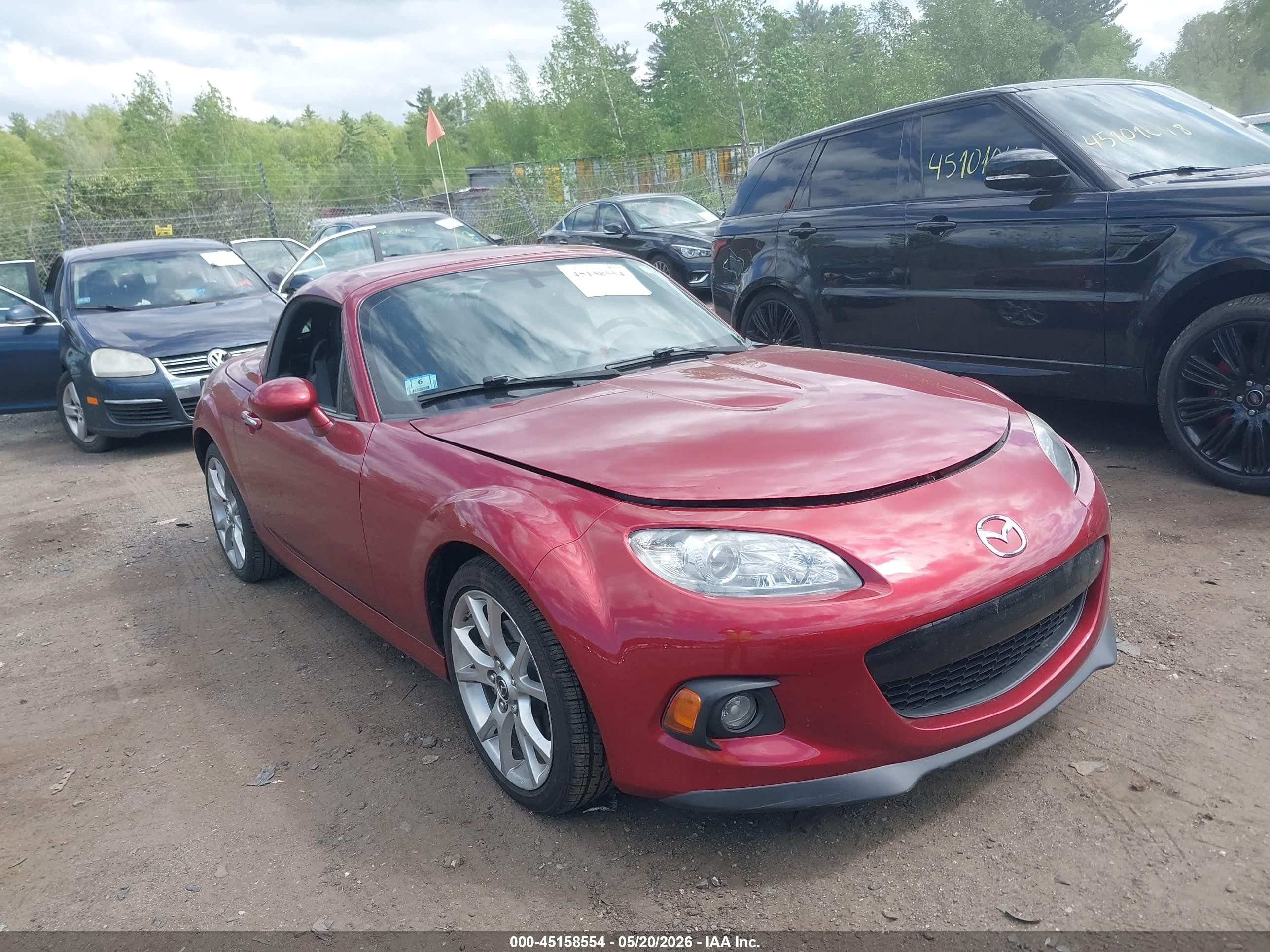 2015 Mazda MX-5 Miata Grand Touring, VIN JM1NC2PF3F0241045 — Side