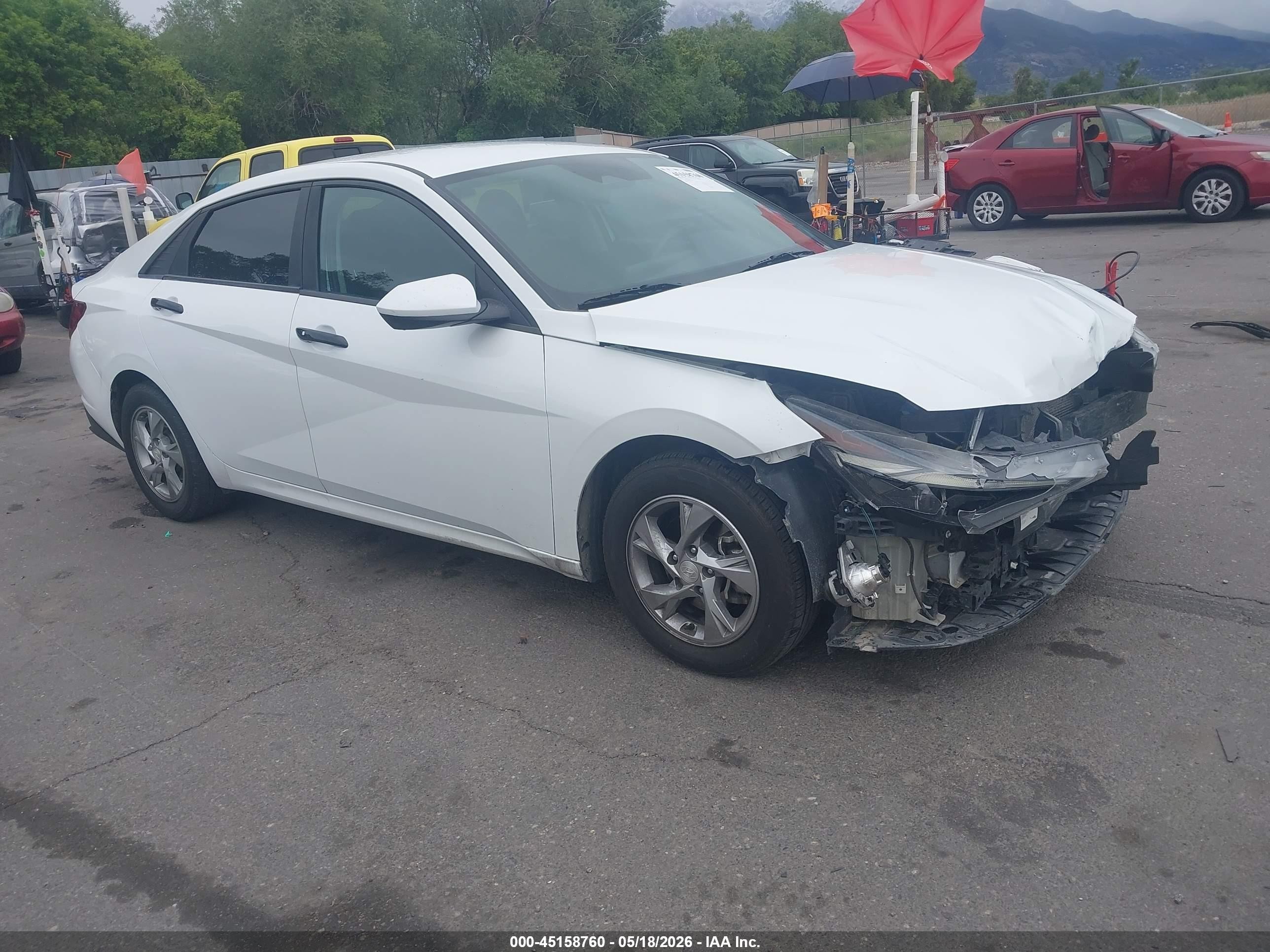 2021 Hyundai Elantra SE, VIN 5NPLL4AG9MH032865 — Front end