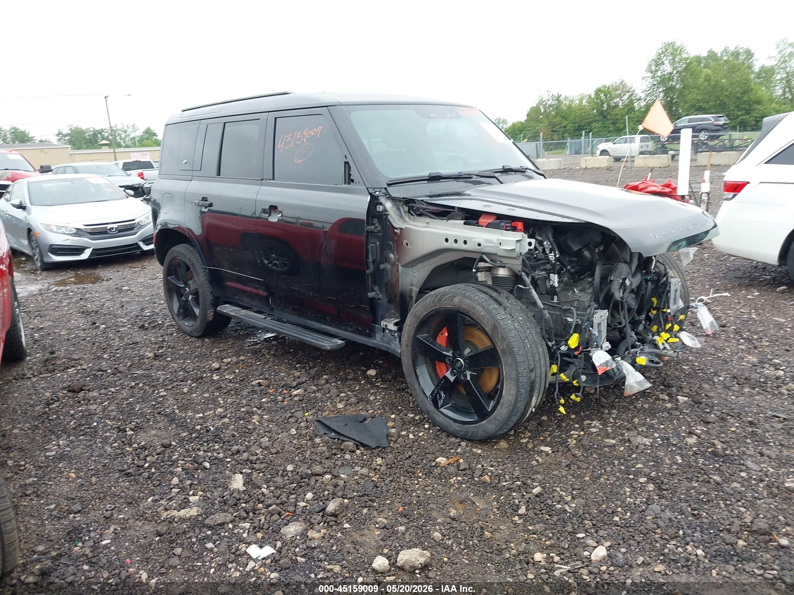 2024 Land Rover Defender X, VIN SALEXEEU6R2260987 — Front end