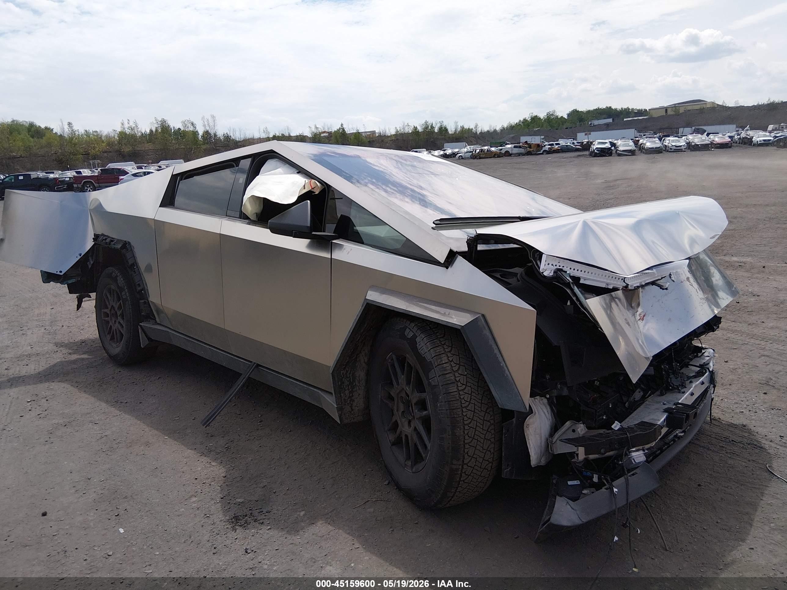 2026 Tesla Cybertruck Premium, VIN 7G2CEHED1TA089148 — All over