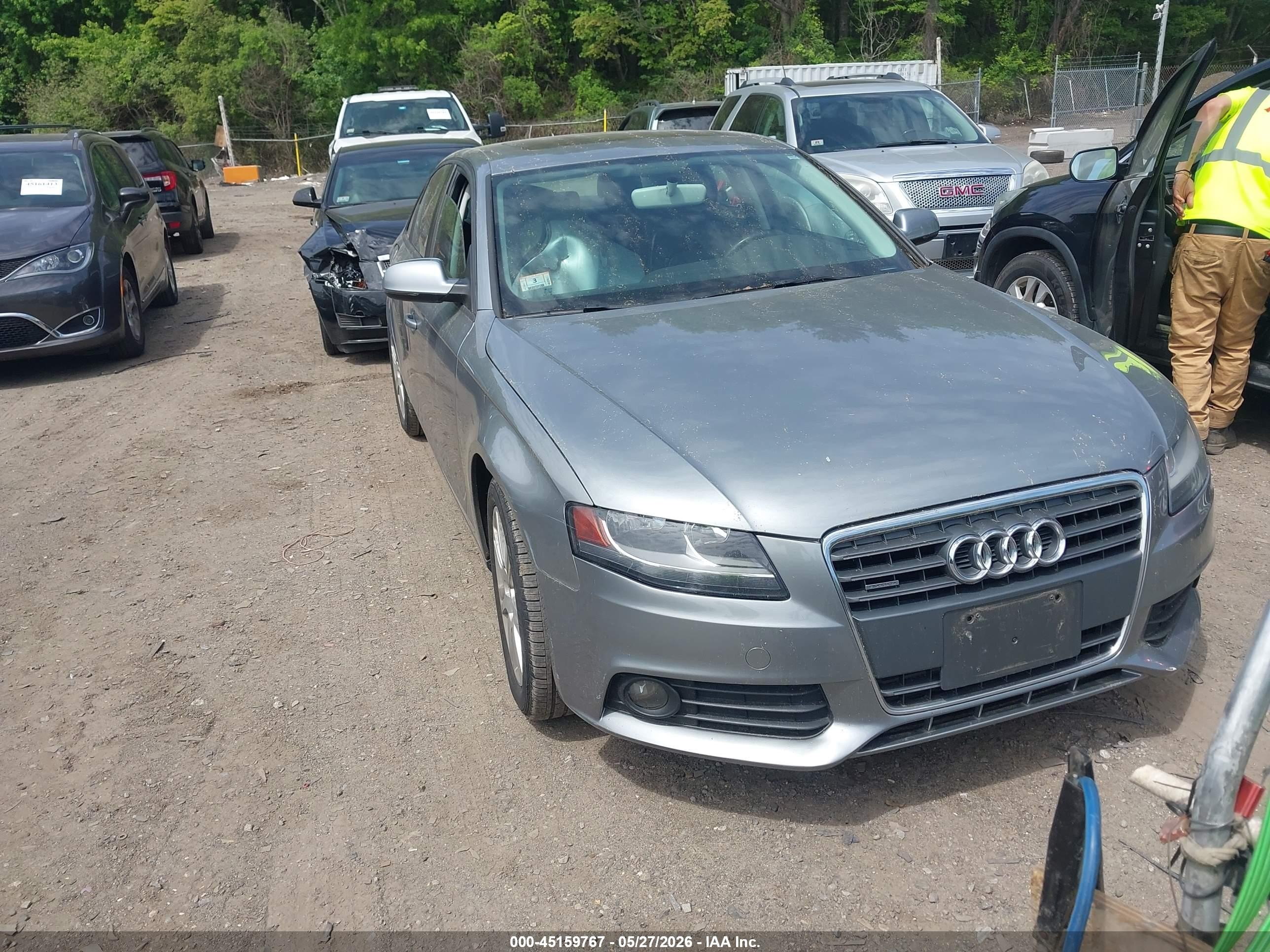 2011 Audi A4 Premium, VIN WAUDFAFL5BN001462 — Rear end