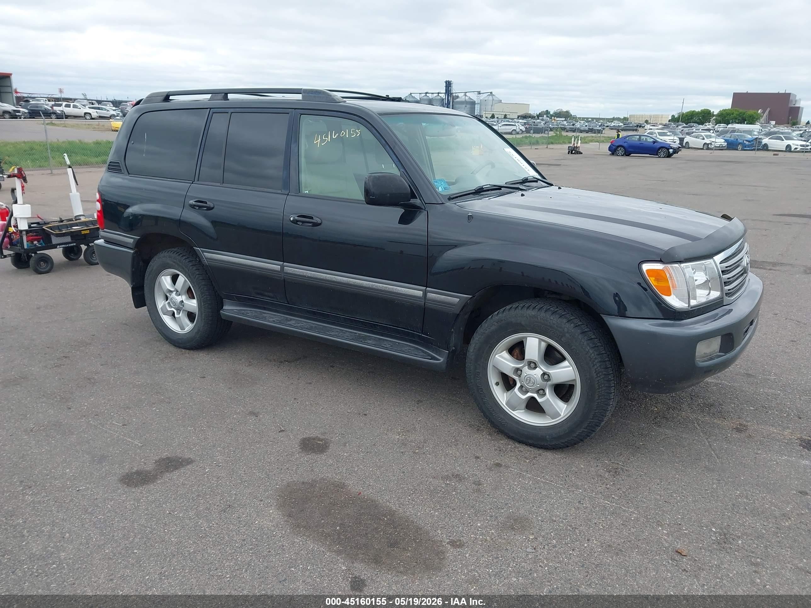 2005 Toyota Land Cruiser, VIN JTEHT05J952075105 — Hail