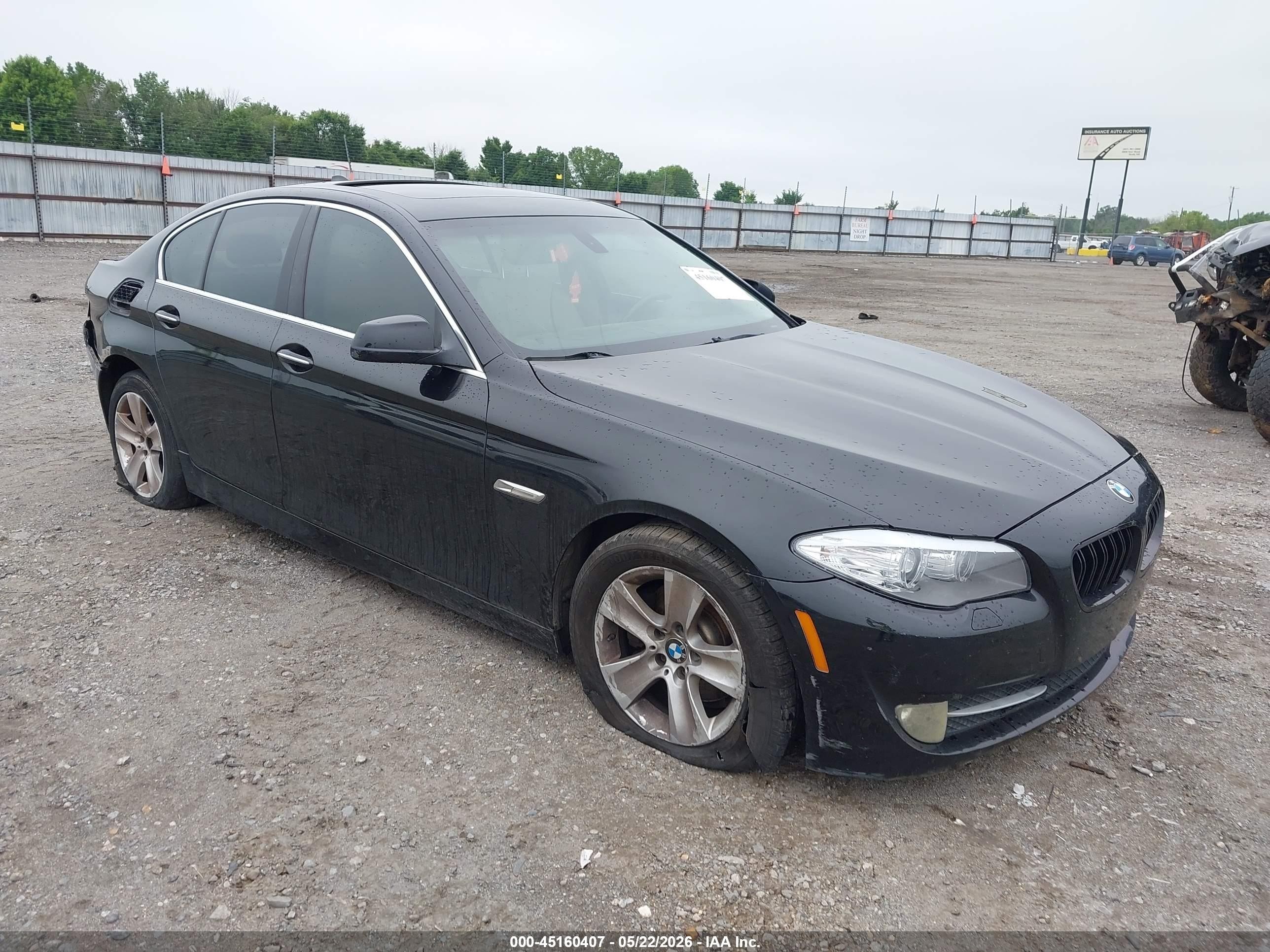 2011 BMW 5 Series 528i, VIN WBAFR1C55BC749565 — Rear end