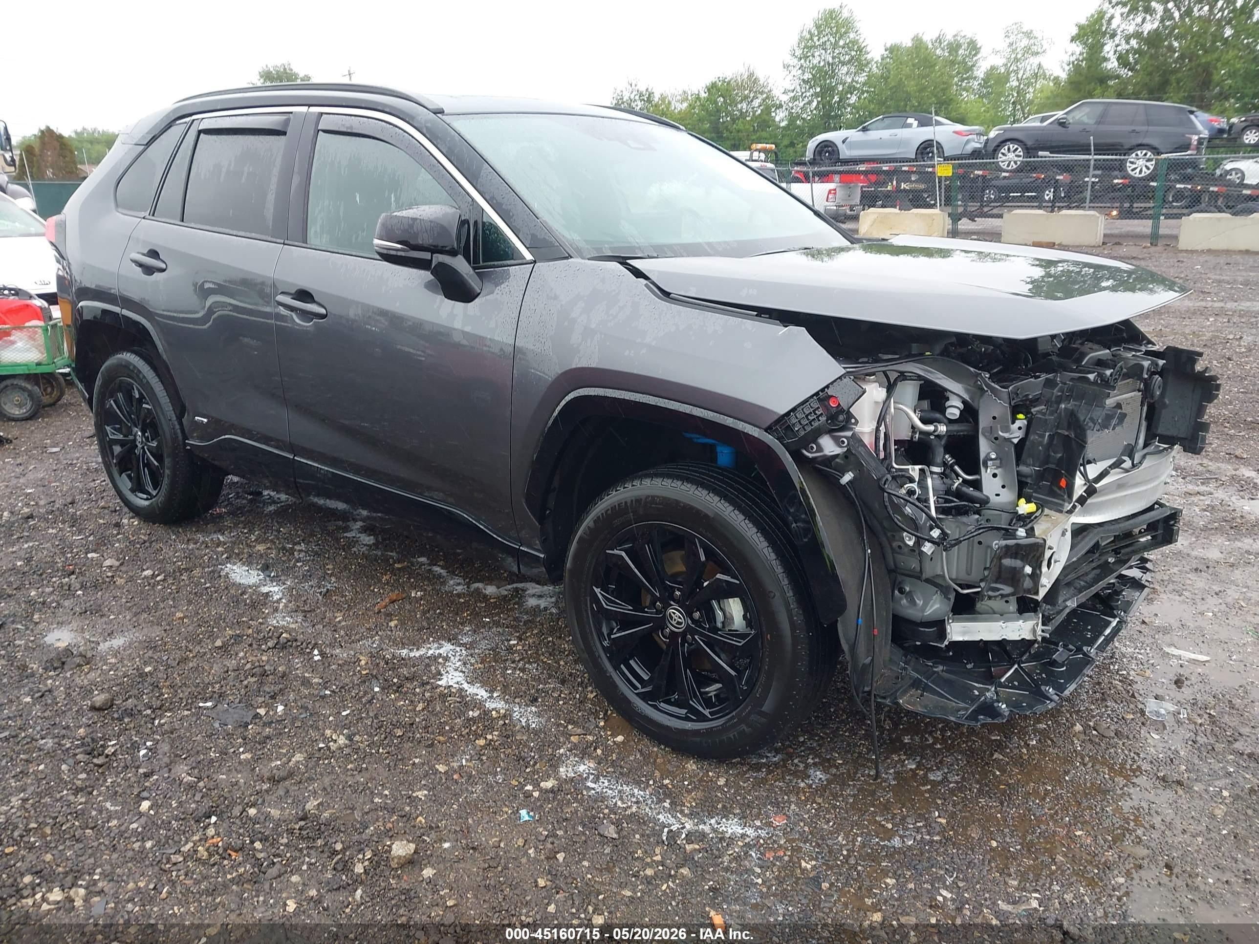 2025 Toyota RAV4 Hybrid XSE, VIN 4T3E6RFV3SU179936 — Front end
