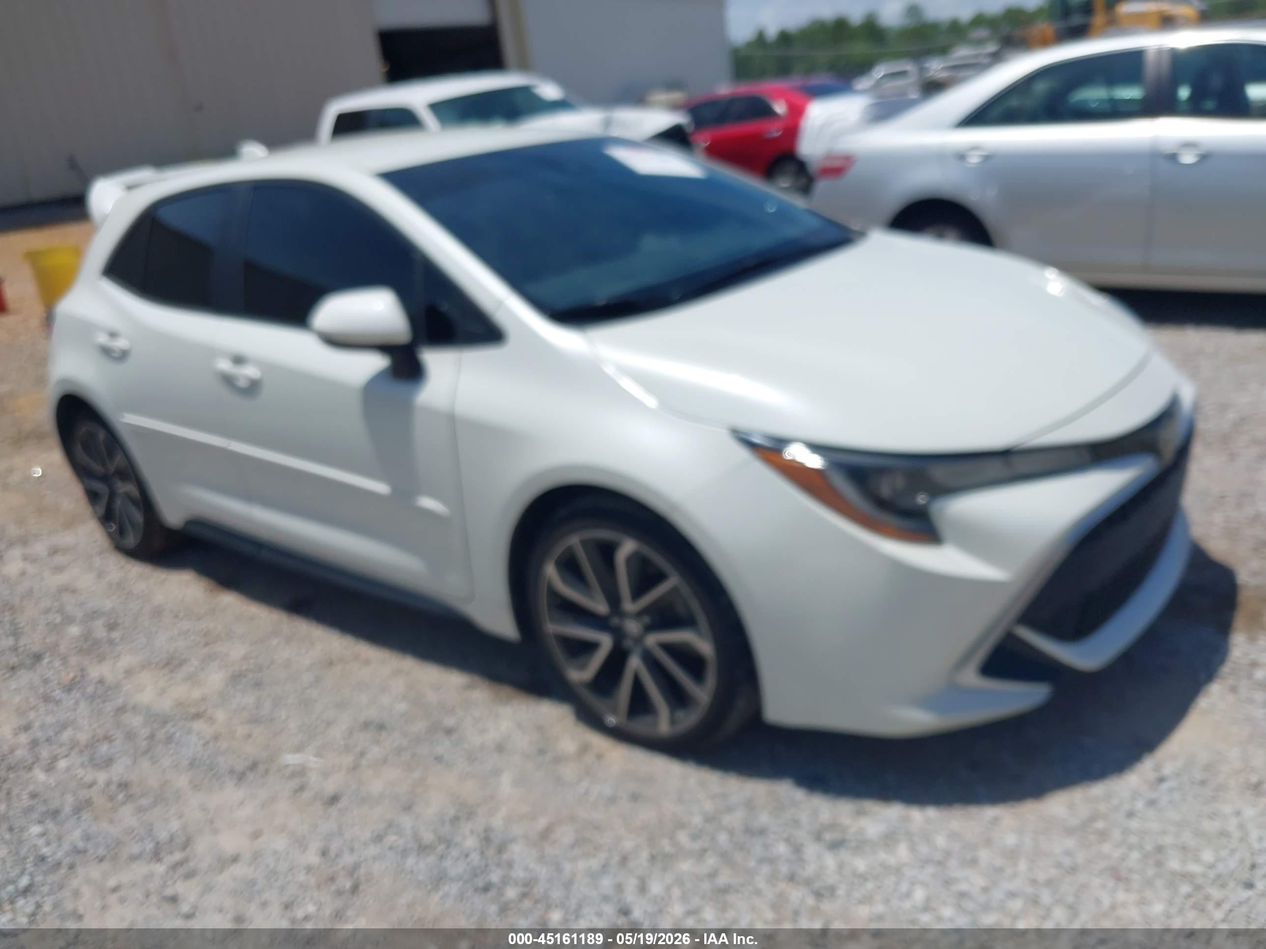 2020 Toyota Corolla XSE, VIN JTNC4RBE7L3099056 — Side
