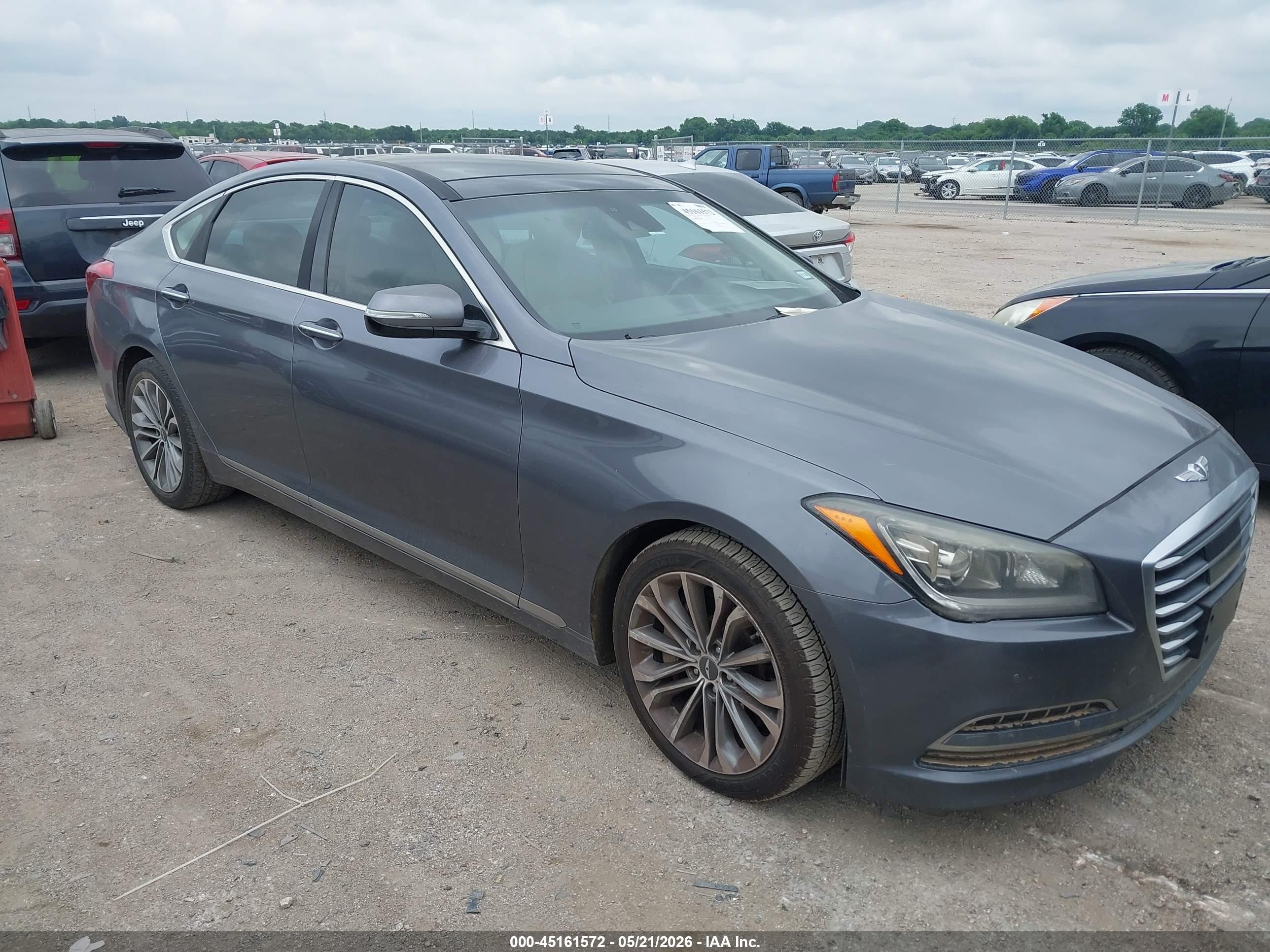 2015 Hyundai Genesis 3.8L, VIN KMHGN4JEXFU090160 — Вода / потоп