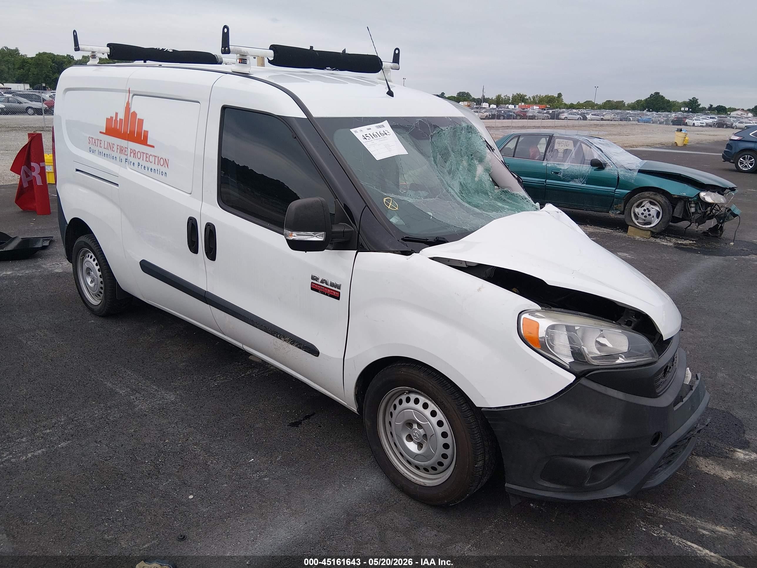 2020 Ram ProMaster City Cargo Tradesman, VIN ZFBHRFAB1L6S02264 — Бок