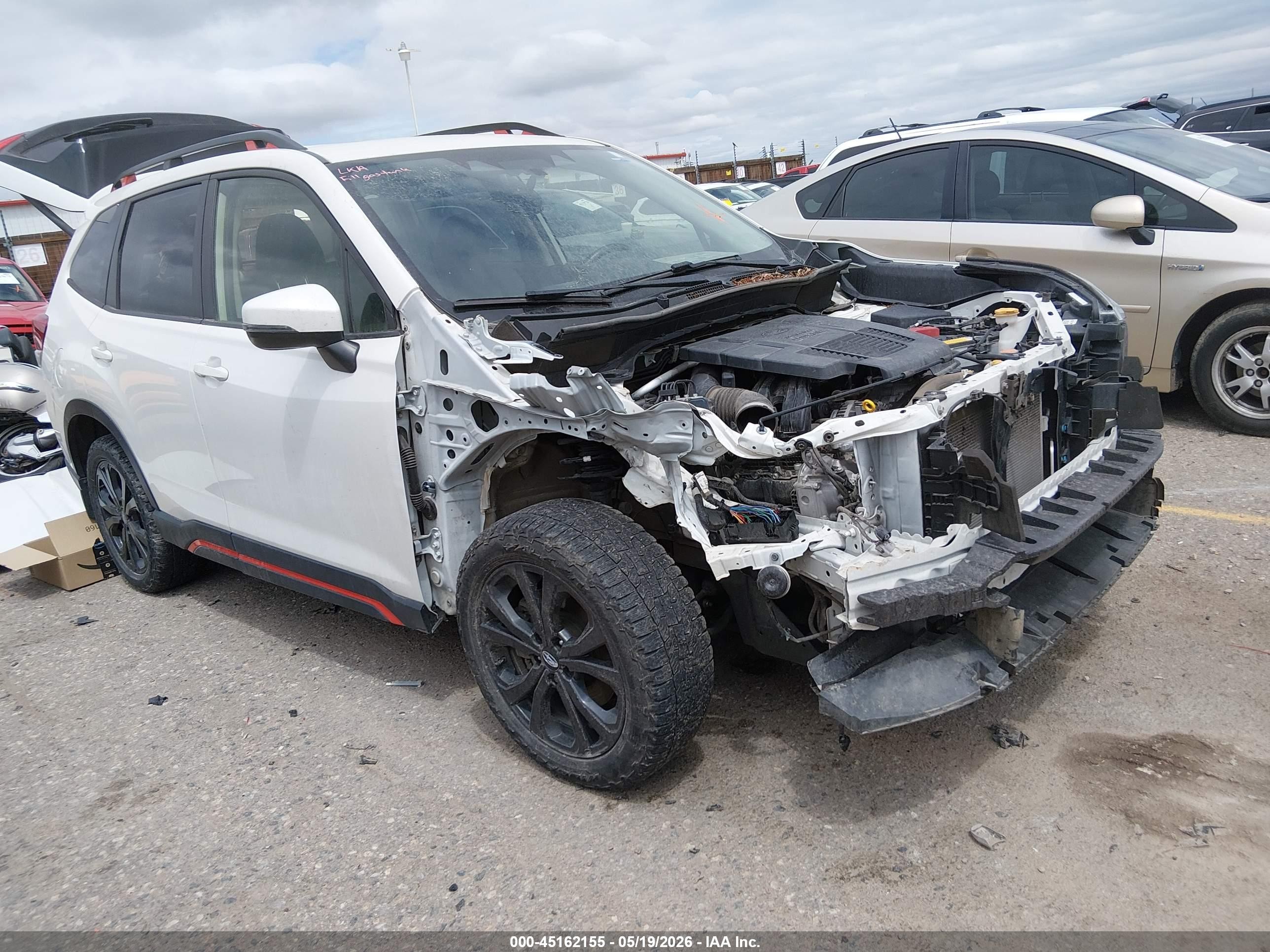 2024 Subaru Forester Special Sports, VIN JF2SKAGC9RH435656 — Front end