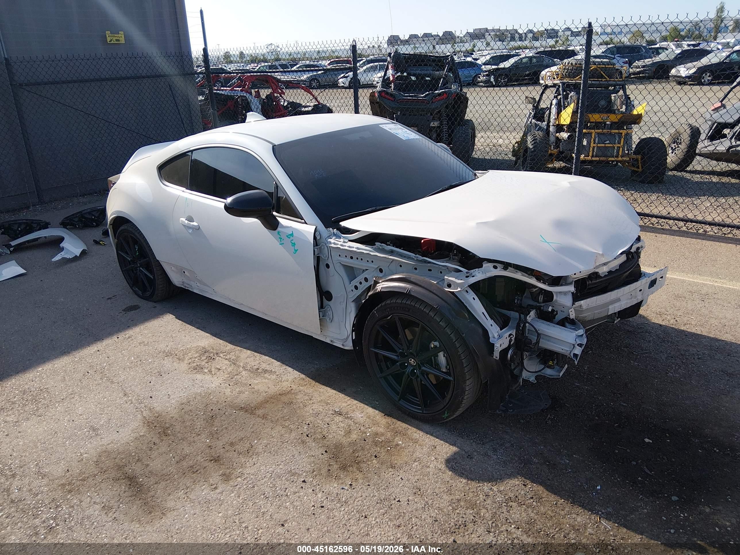 2025 Toyota 86 Premium, VIN JF1ZNBE18S9758050 — Front end