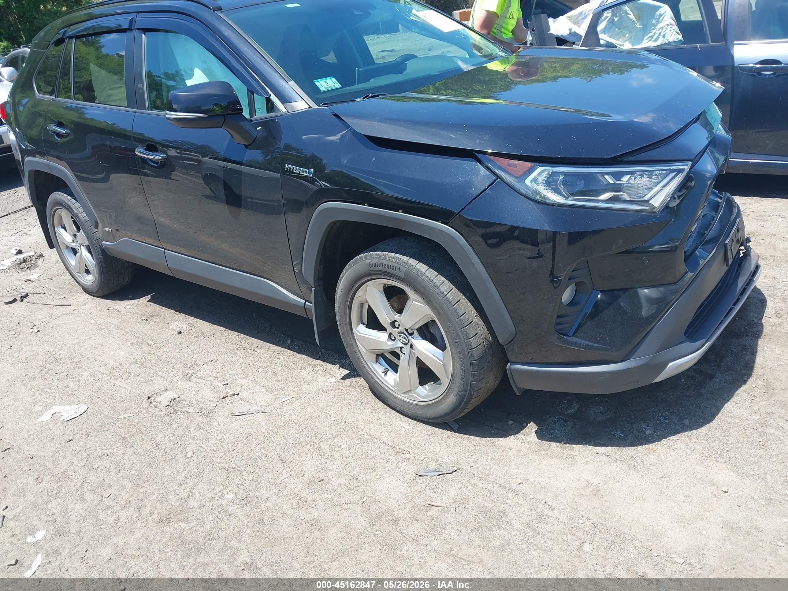 2020 Toyota RAV4 Hybrid Limited, VIN 2T3DWRFV3LW052195 — Front end