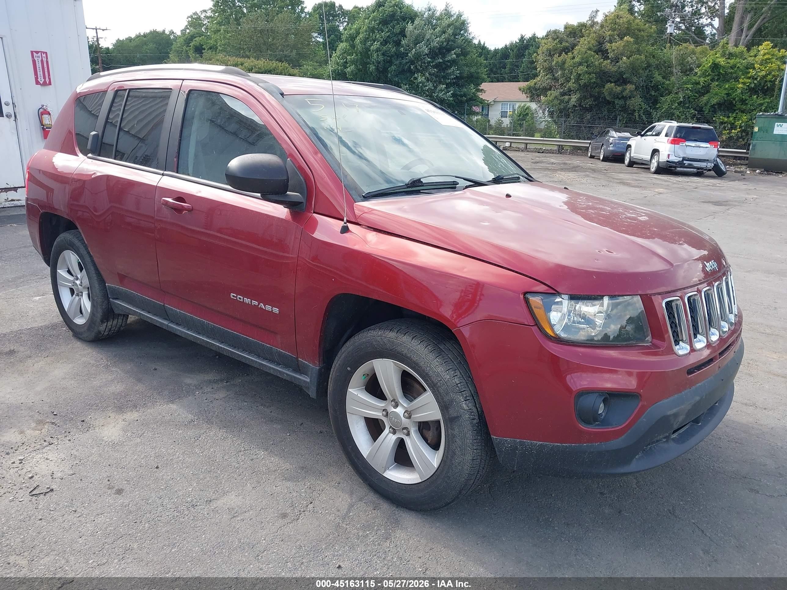2012 Jeep Compass Latitude, VIN 1C4NJDEB2CD525269 — Rear end