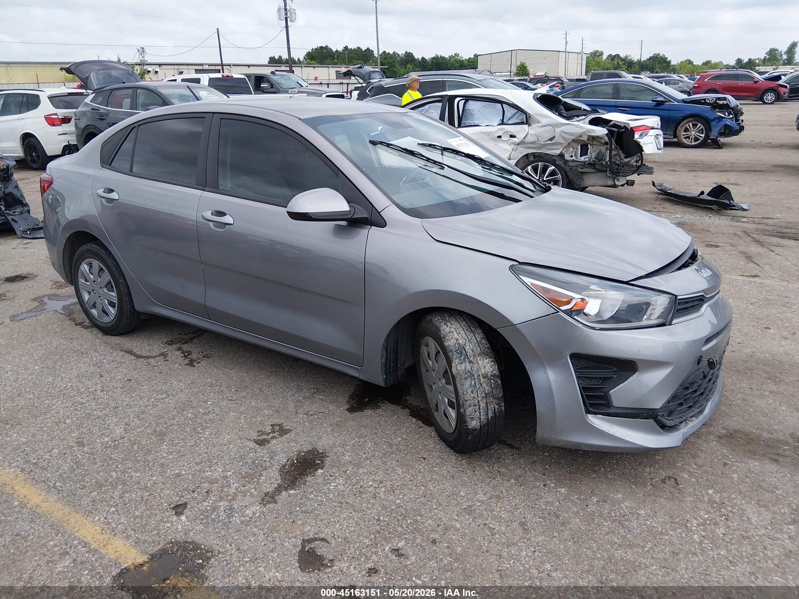 2023 Kia Rio S, VIN 3KPA24AD8PE575911 — Front end