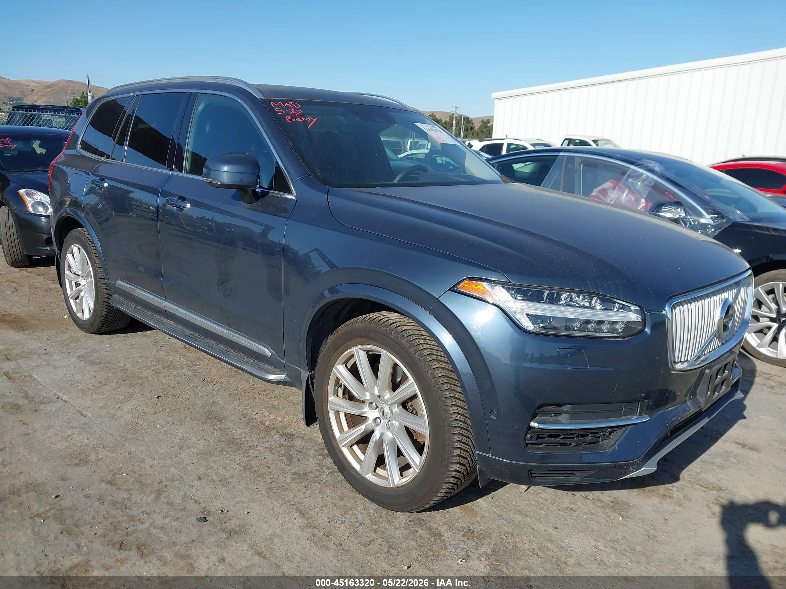2019 Volvo XC90 Inscription, VIN YV4BR0CL3K1431592 — Fresh water flood