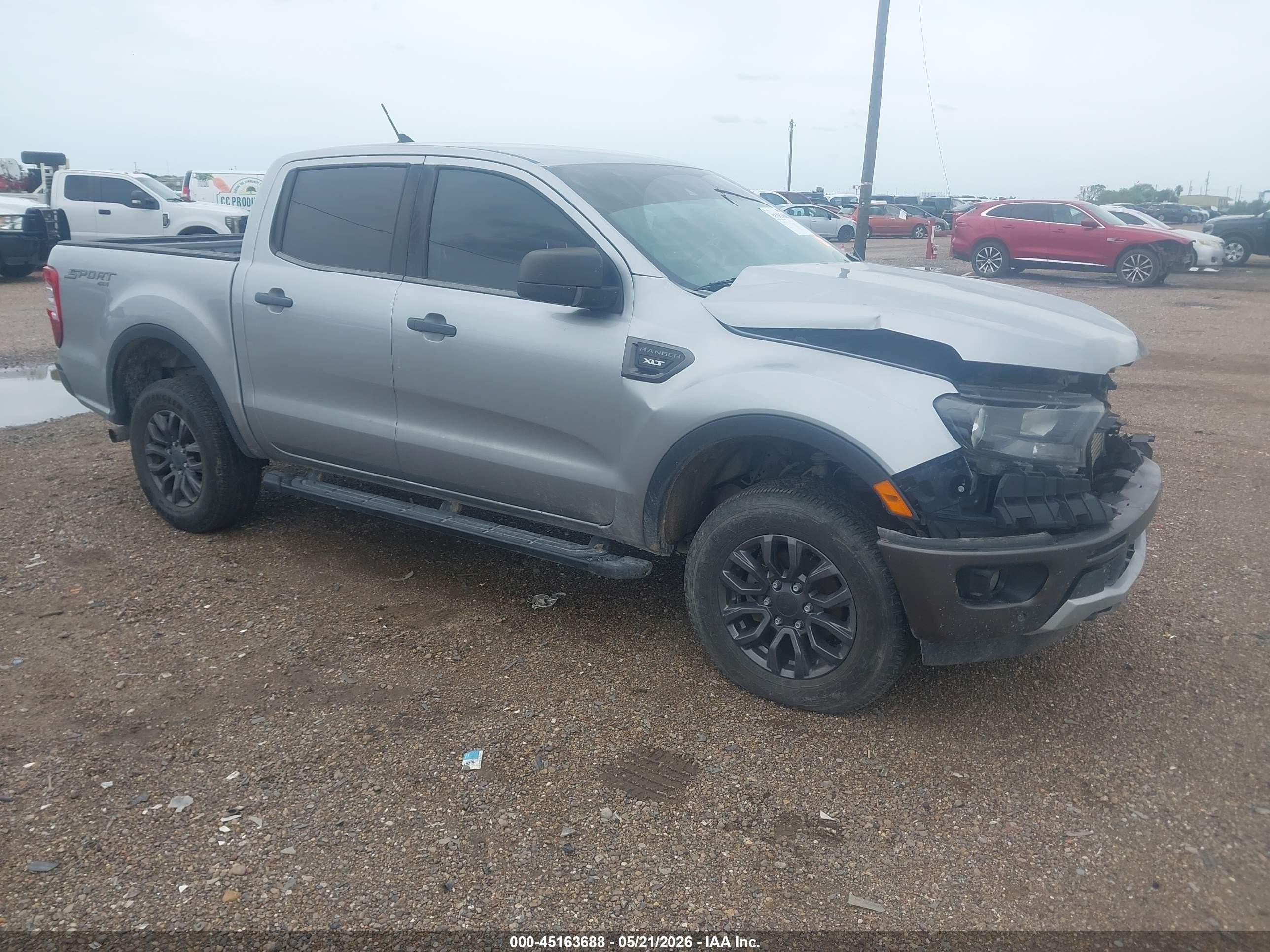 2021 Ford Ranger XL, VIN 1FTER4FH3MLD50470 — Перед