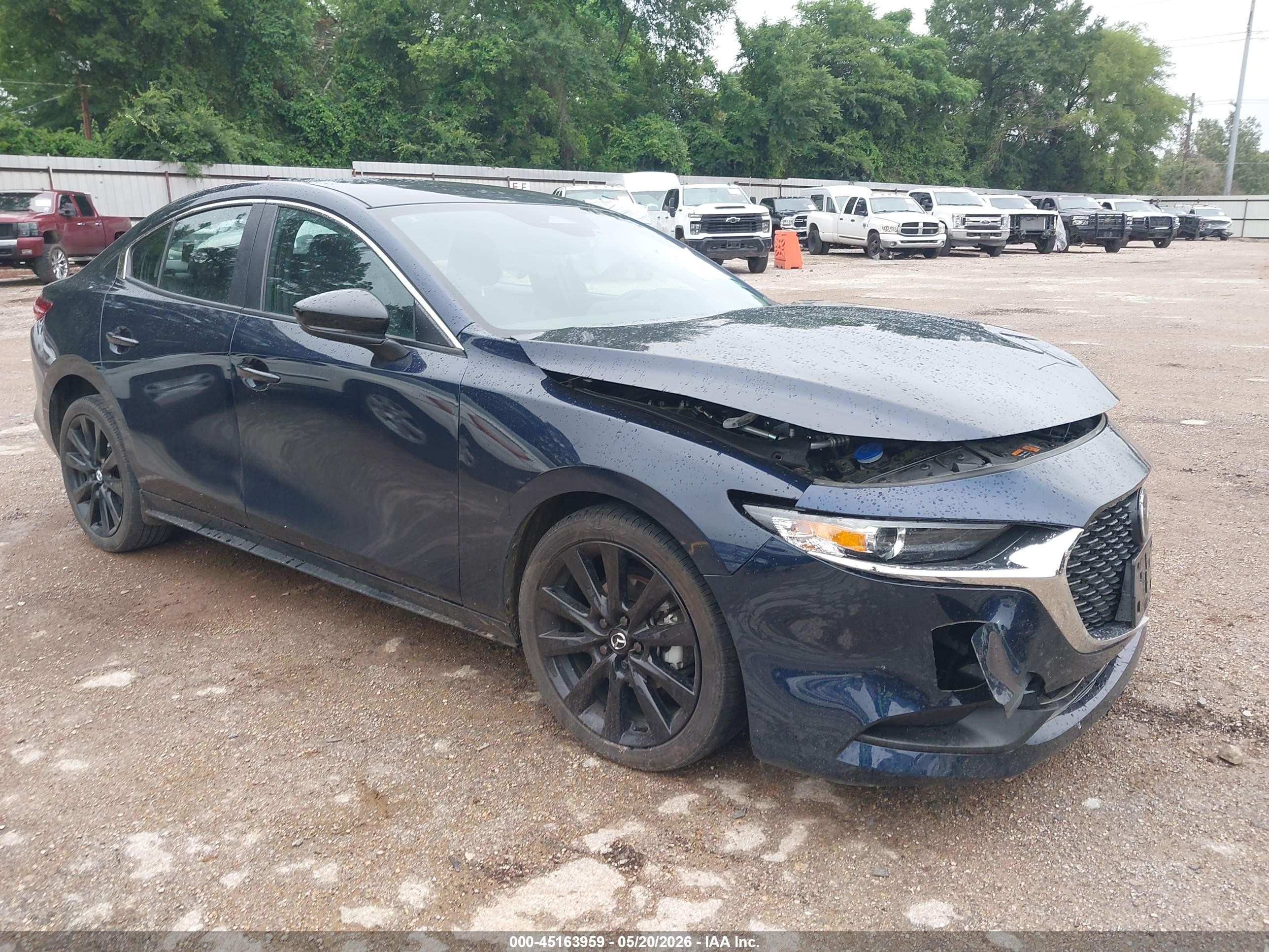 2025 Mazda 3 S Select Sport, VIN 3MZBPABM1SM453163 — Перед