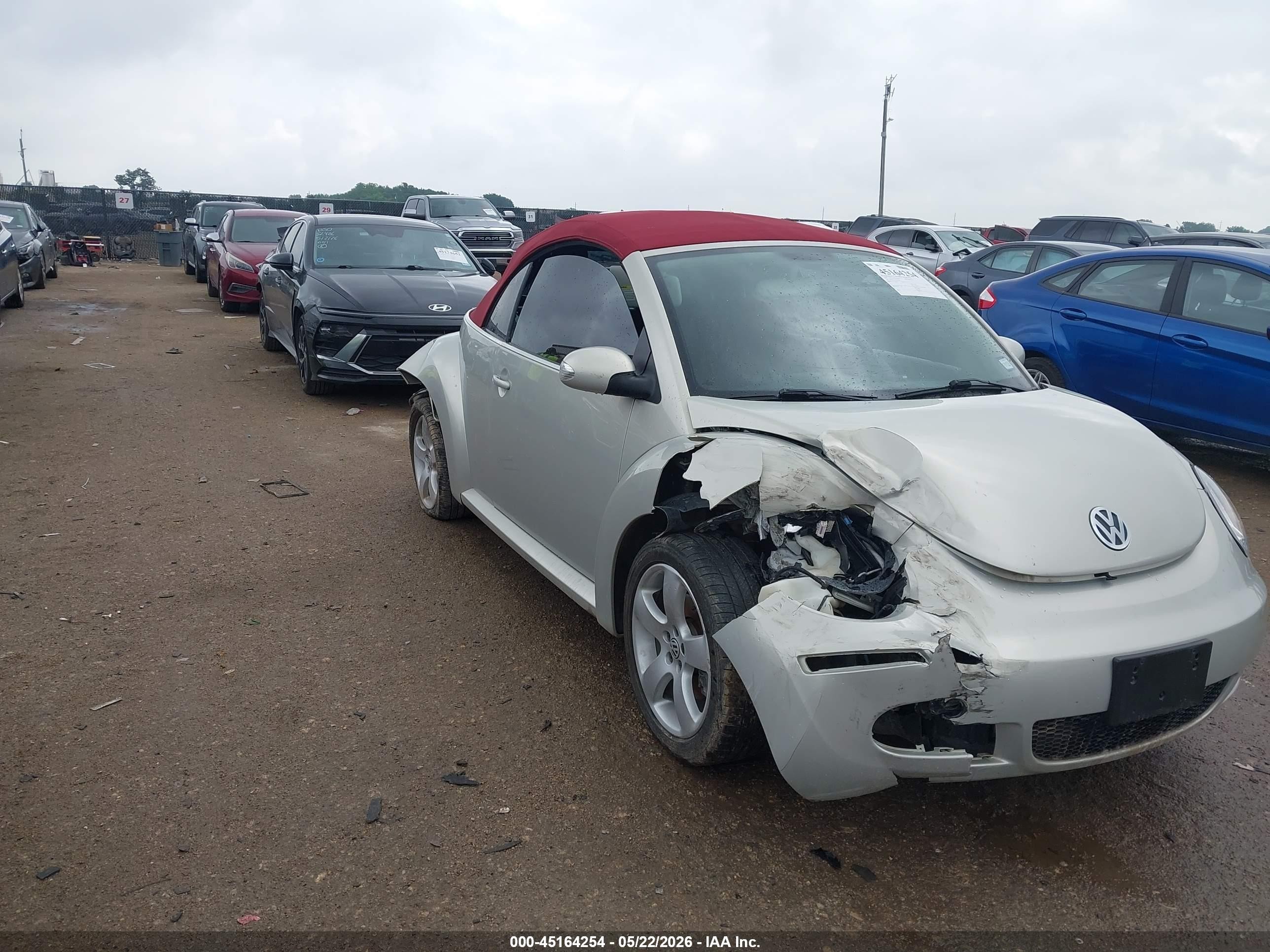 2009 Volkswagen Beetle Blush, VIN 3VWSF31Y49M410580 — All over