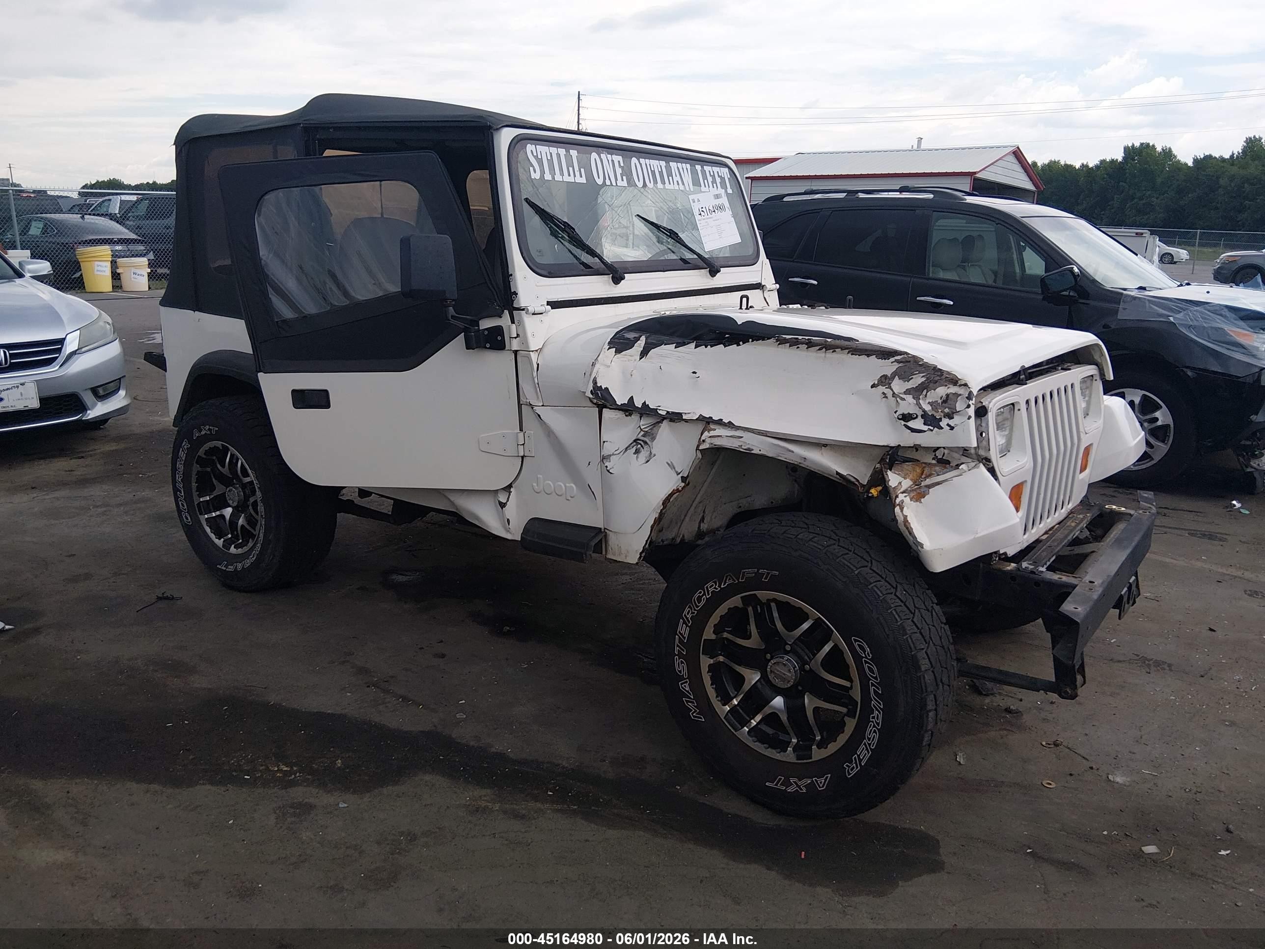 1989 Jeep Wrangler S, VIN 2J4FY19E3KJ170703 — Side