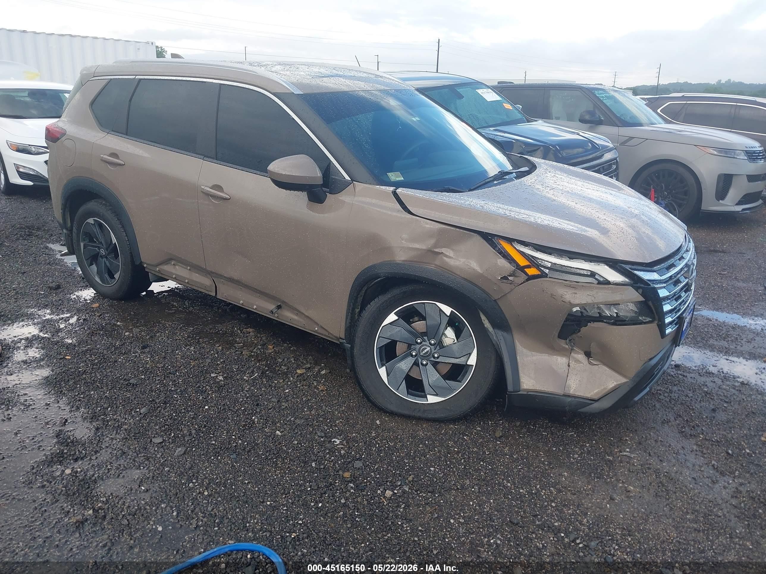 2024 Nissan Rogue SV, VIN 5N1BT3BB0RC743510 — Side