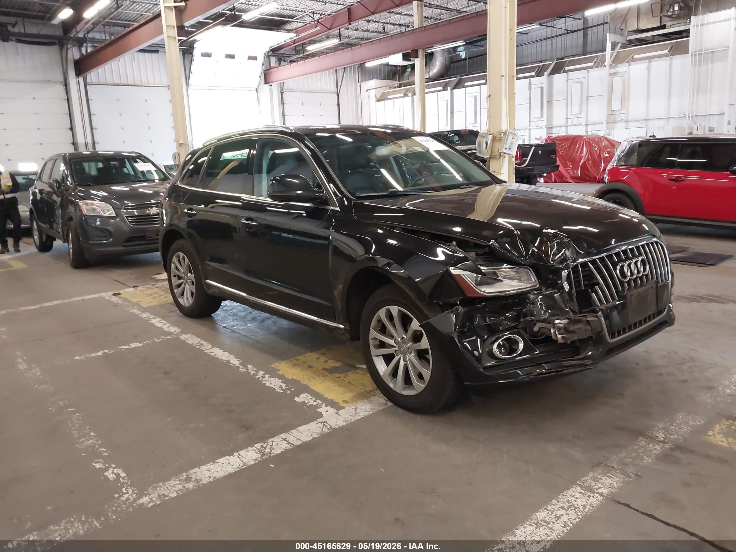 2015 Audi Q5 Premium Plus, VIN WA1LFAFP2FA082378 — Перед