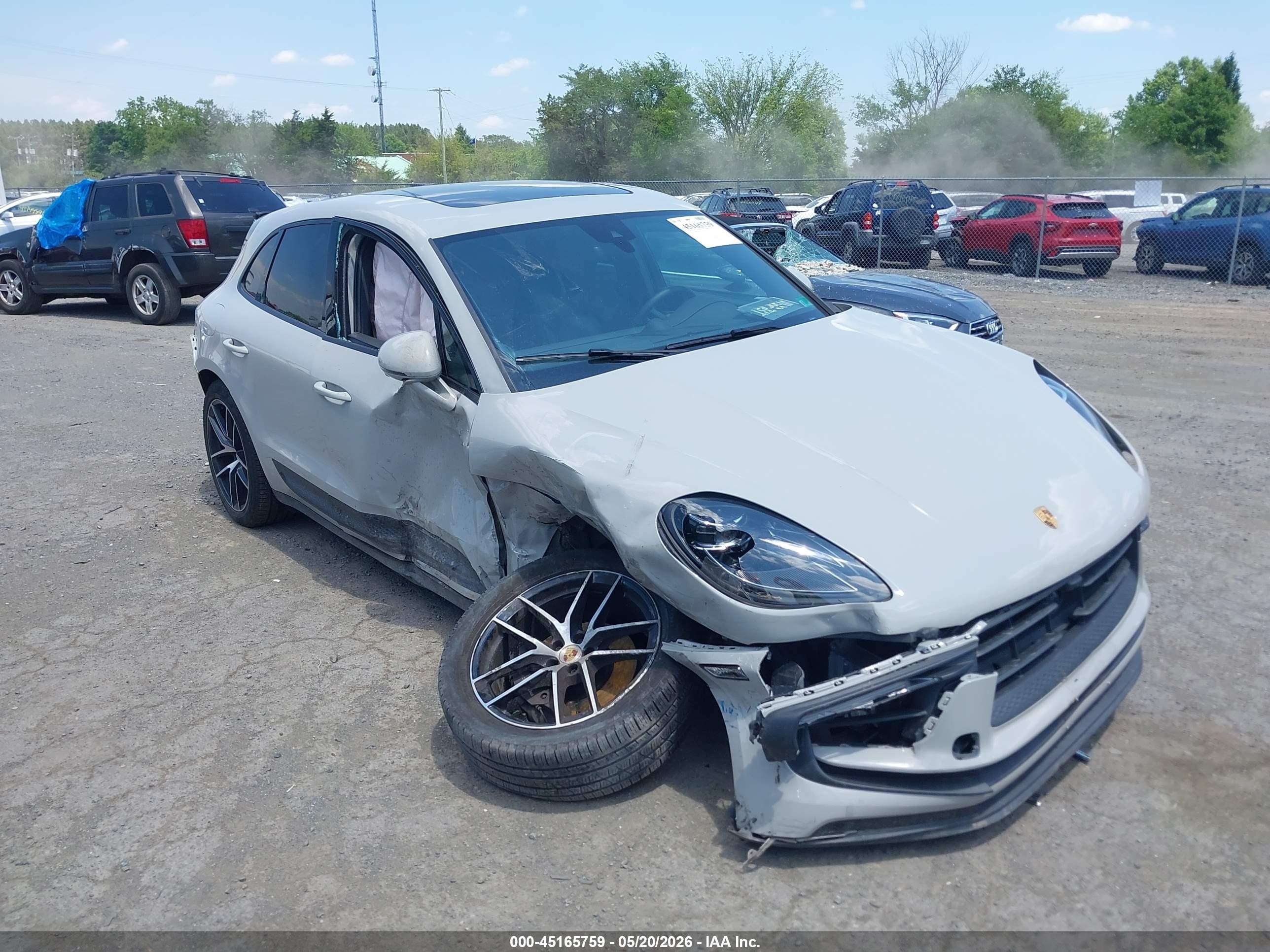 2025 Porsche Macan, VIN WP1AA2A5XSLB02154 — Side