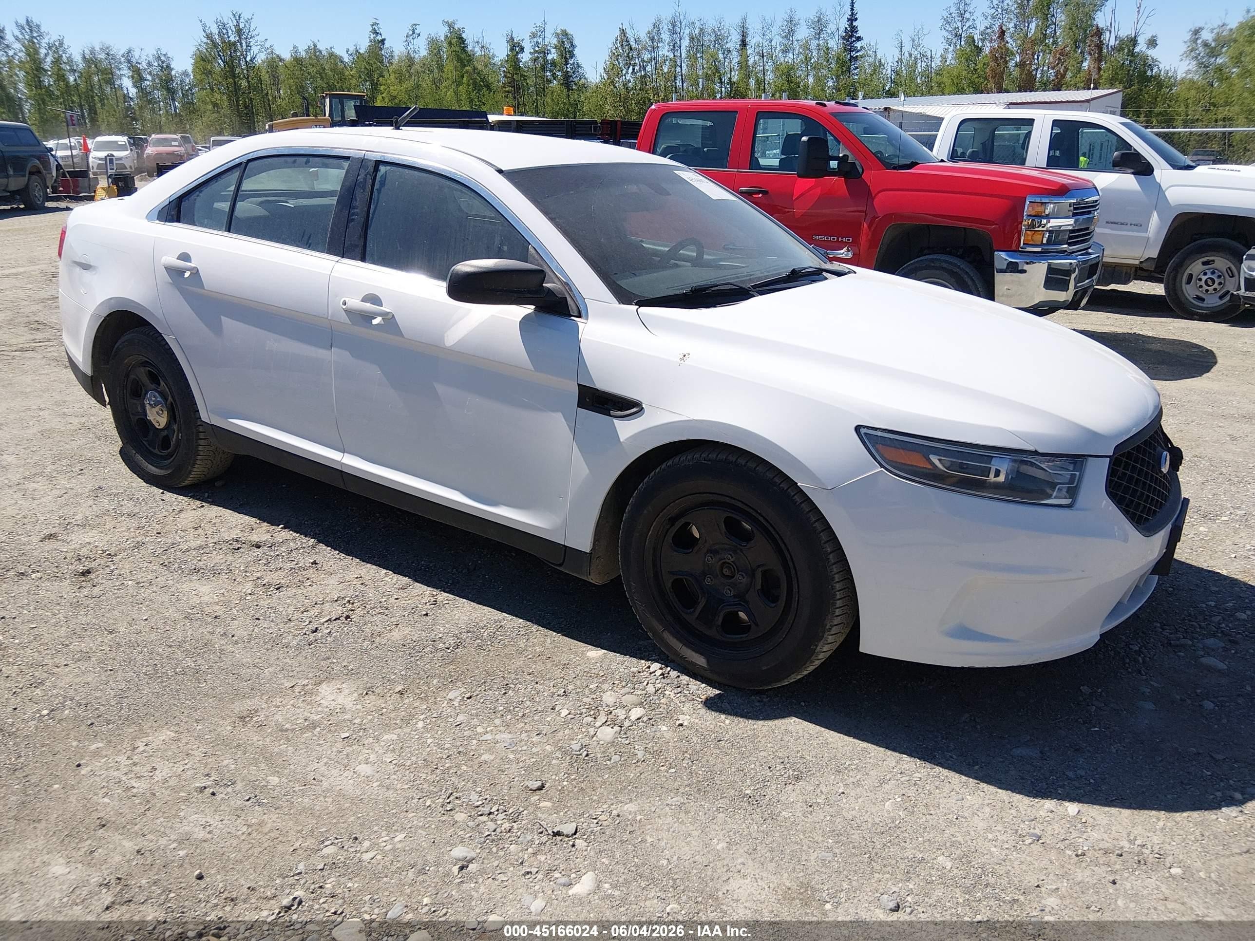 2018 Ford Police Interceptor, VIN 1FAHP2L82JG141601 — Normal wear