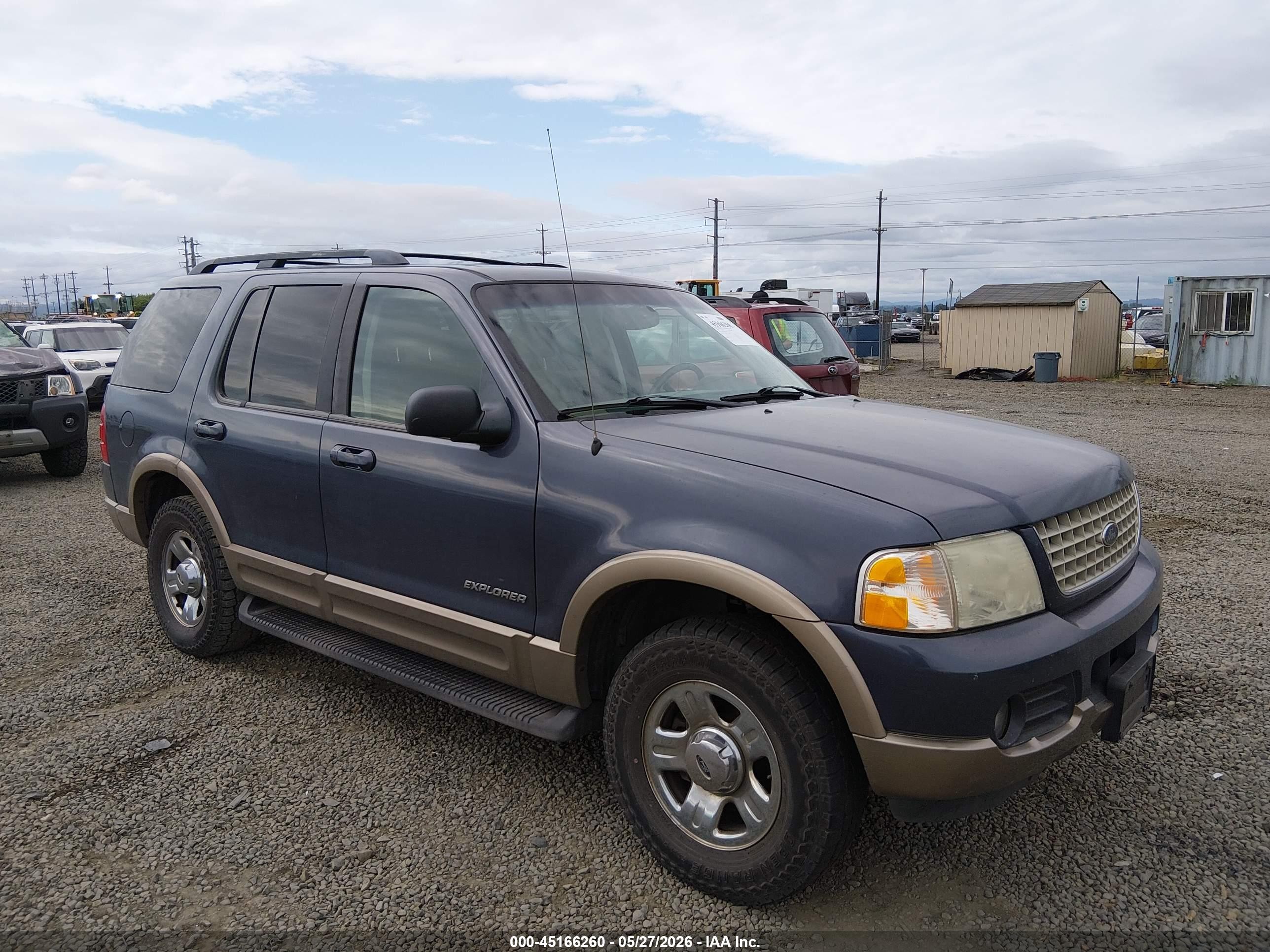 2002 Ford Explorer Eddie Bauer, VIN 1FMZU74W72ZB17958 — Normal wear