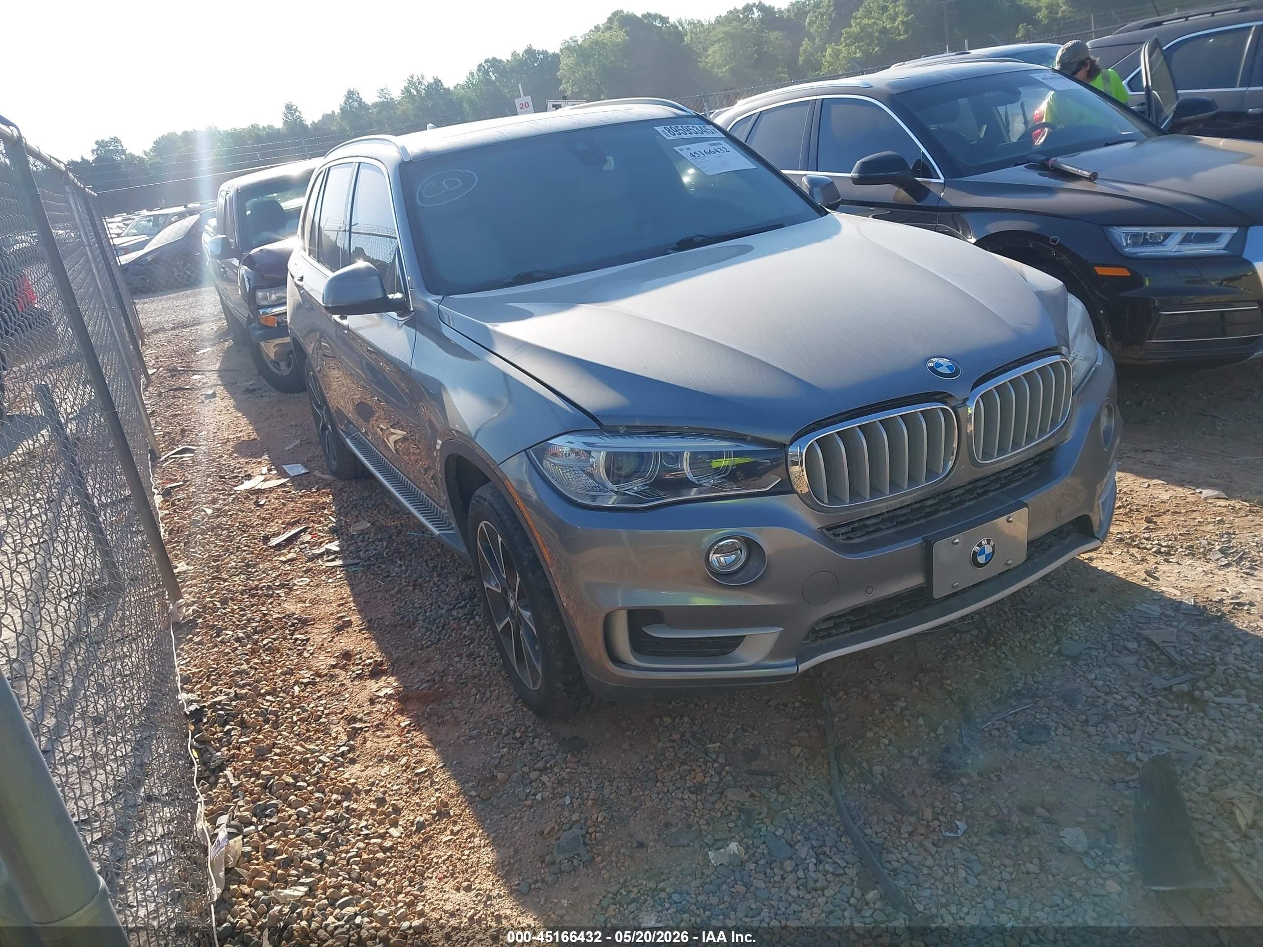 2017 BMW X5 xDrive40e, VIN 5UXKT0C51H0S80402 — Normal wear