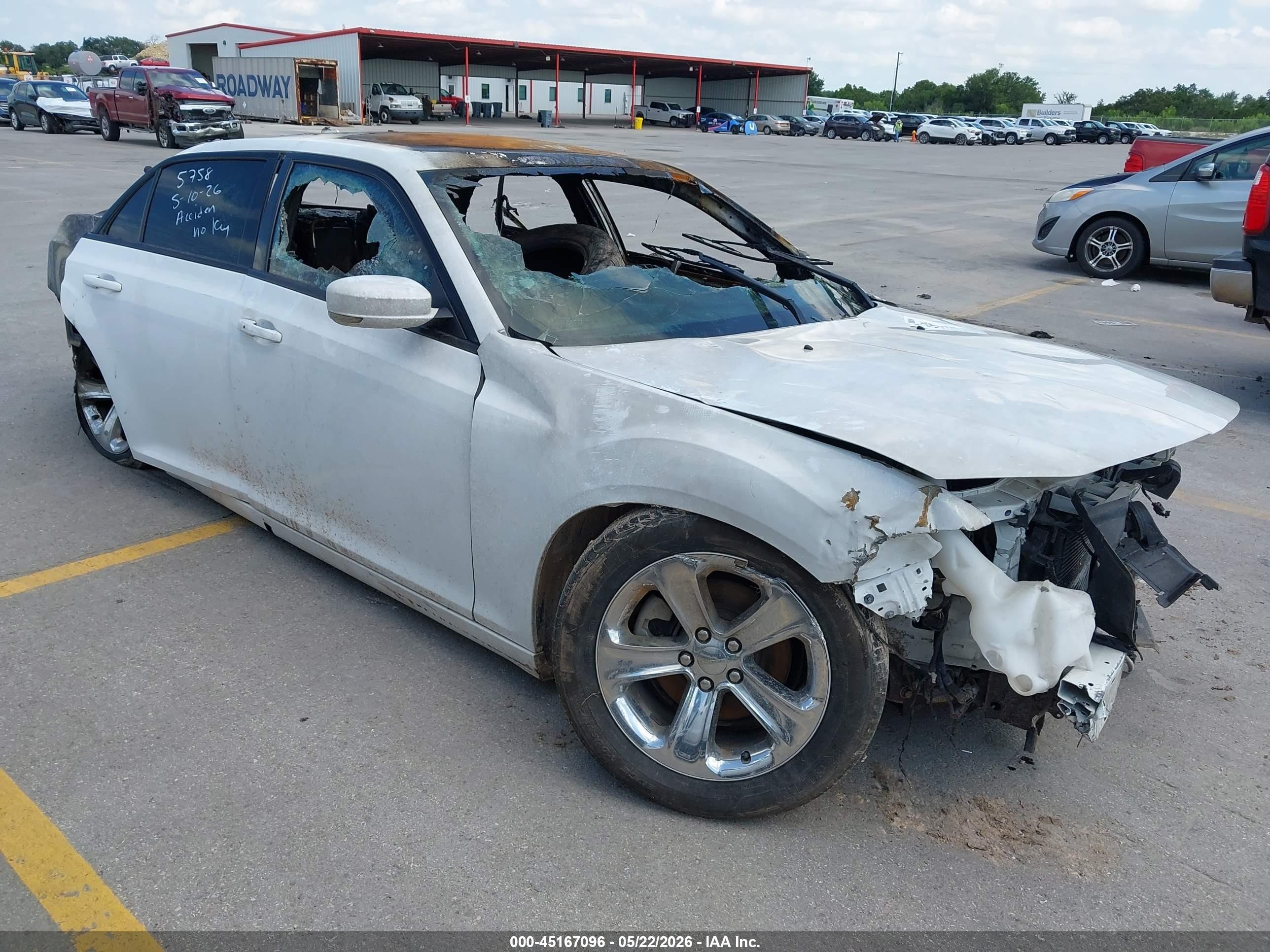 2021 Chrysler 300 S, VIN 2C3CCABG3MH595758 — Пожар в салоне