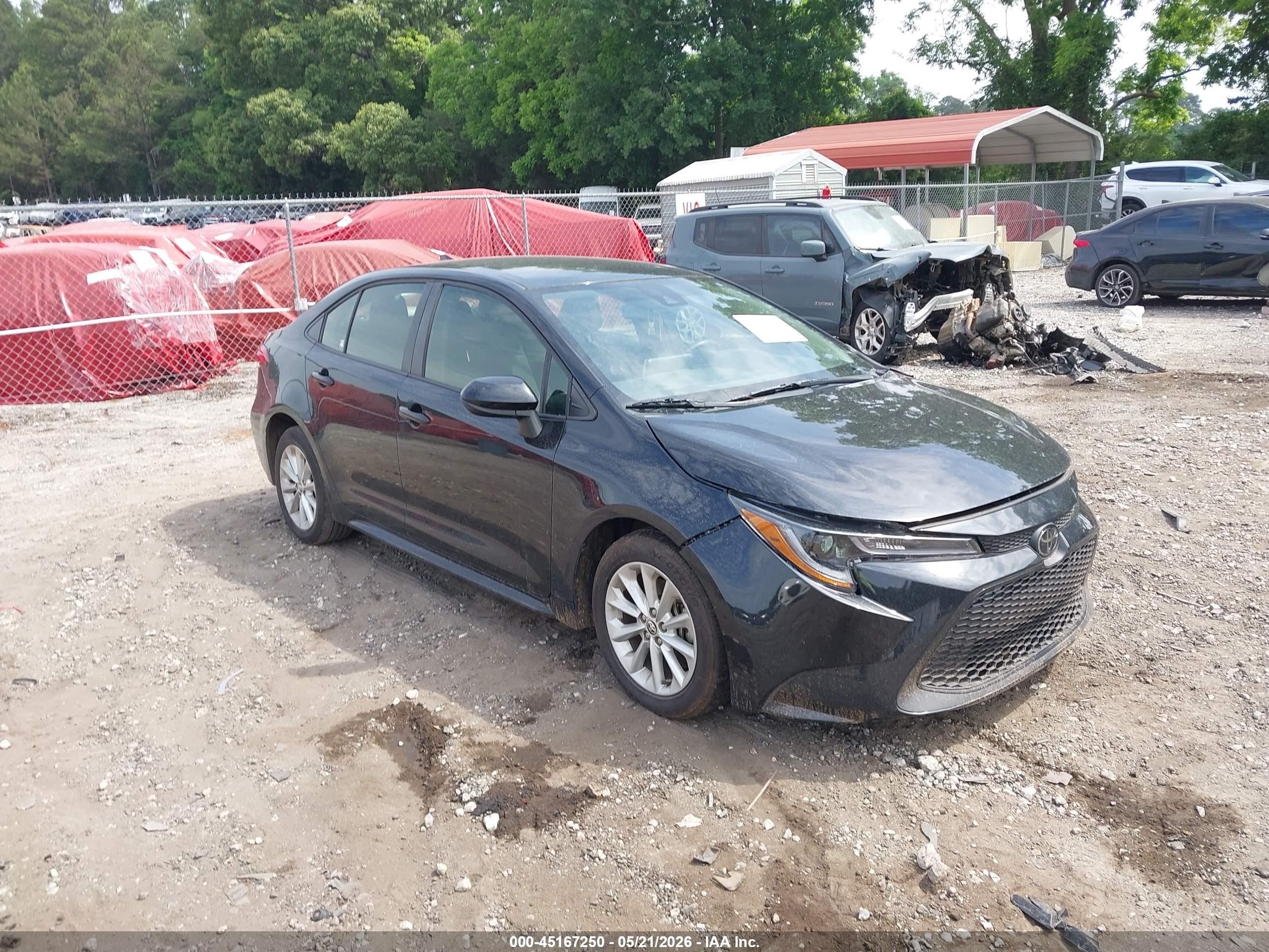 2021 Toyota Corolla LE, VIN JTDVPMAE4MJ120774 — Front end