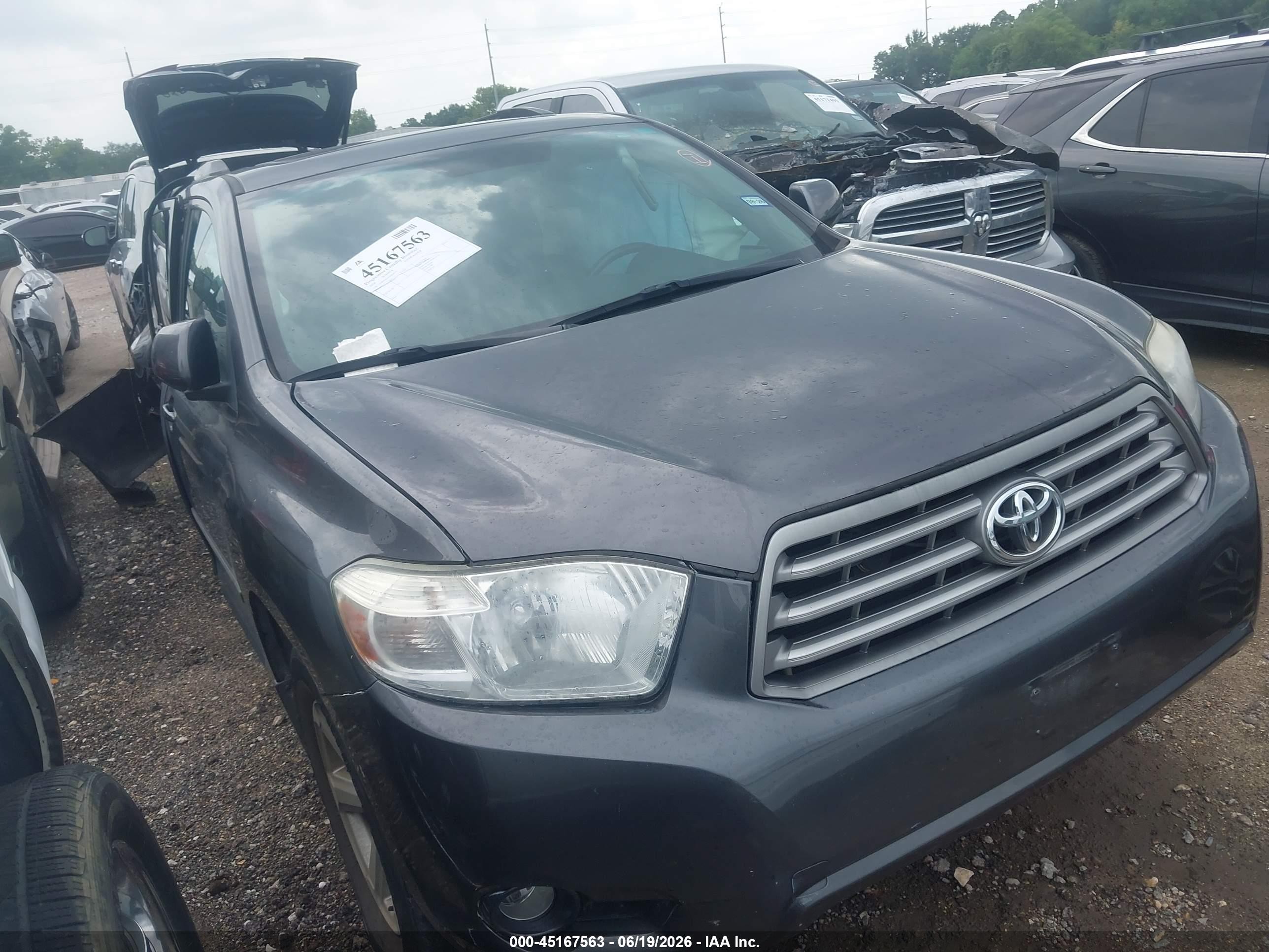2010 Toyota Highlander SE, VIN 5TDKK3EH6AS006273 — Side