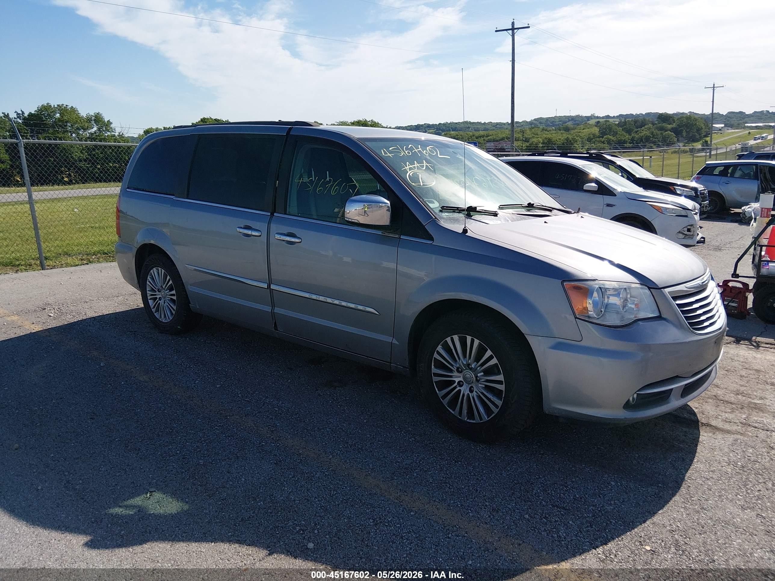 2015 Chrysler Town & Country Touring L, VIN 2C4RC1CG6FR602770 — Electrical
