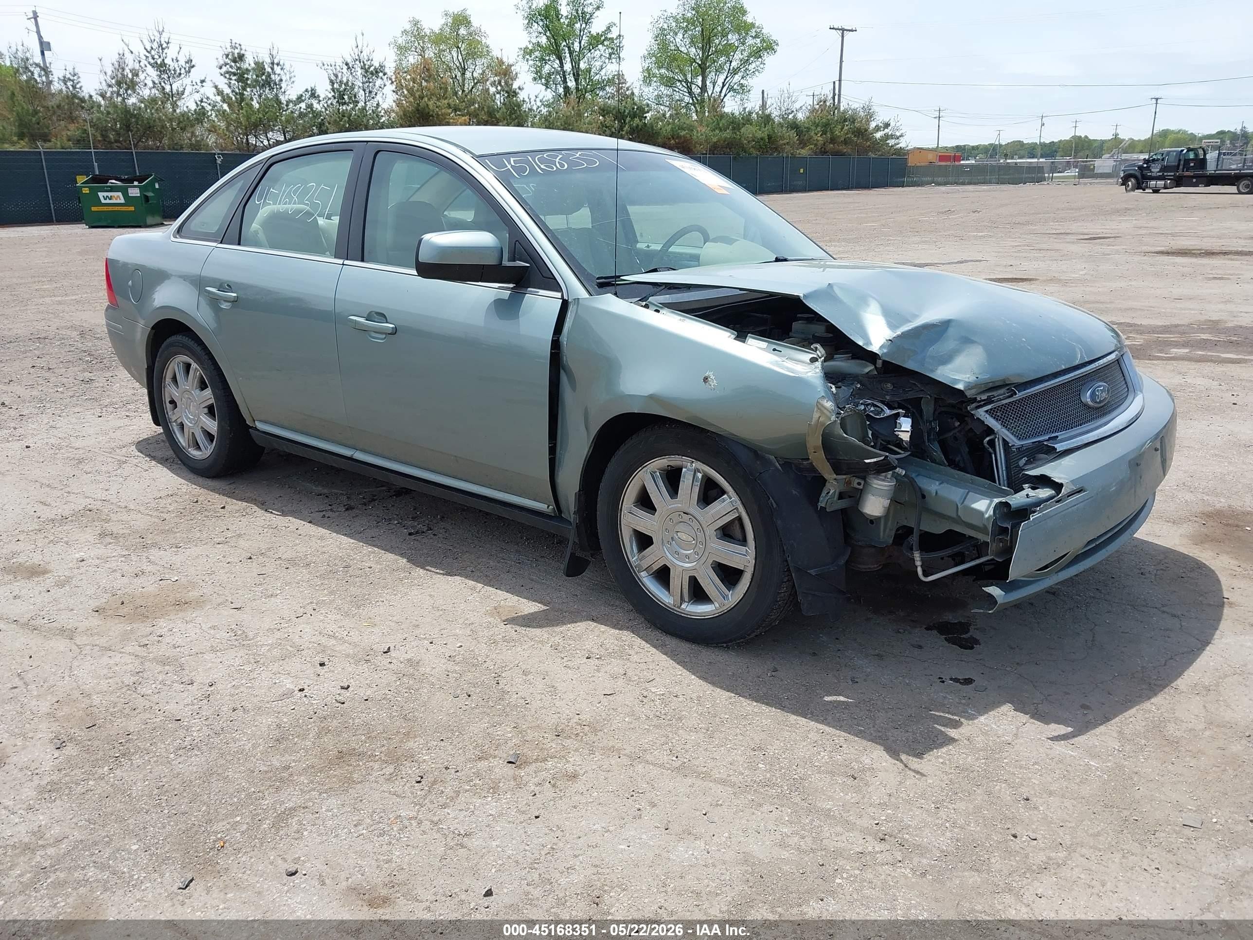 2007 Ford Five Hundred SEL, VIN 1FAHP24107G142045 — Front end