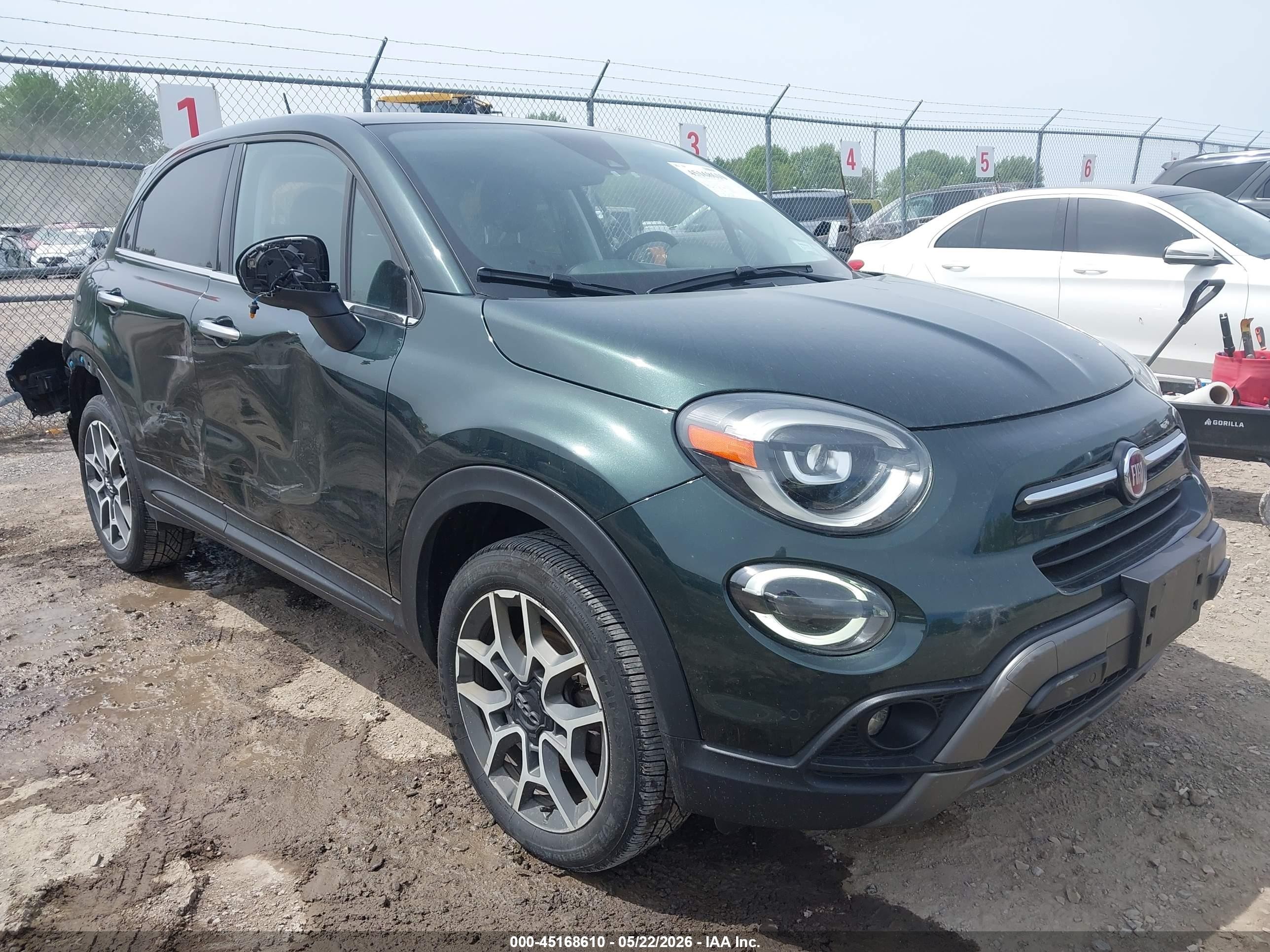 2019 FIAT 500X Trekking Plus, VIN ZFBNFYD13KP799193 — Side