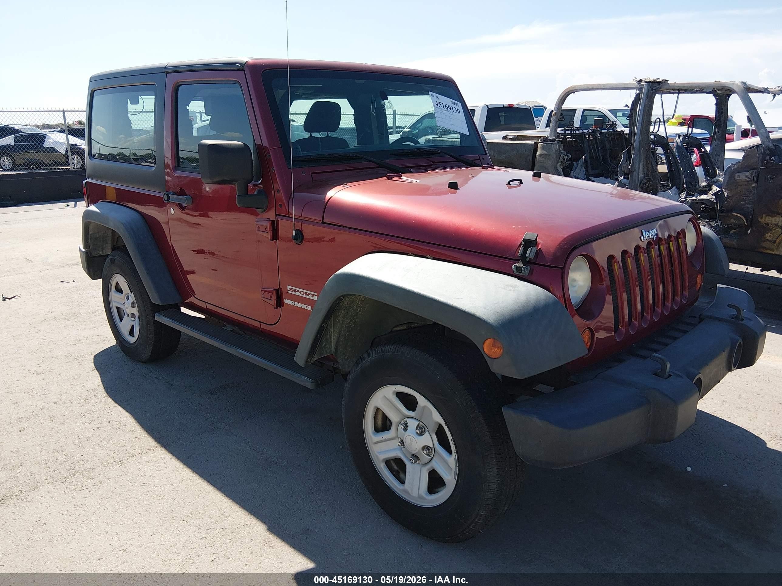 2012 Jeep Wrangler Sport, VIN 1C4AJWAG1CL112695 — Normal wear