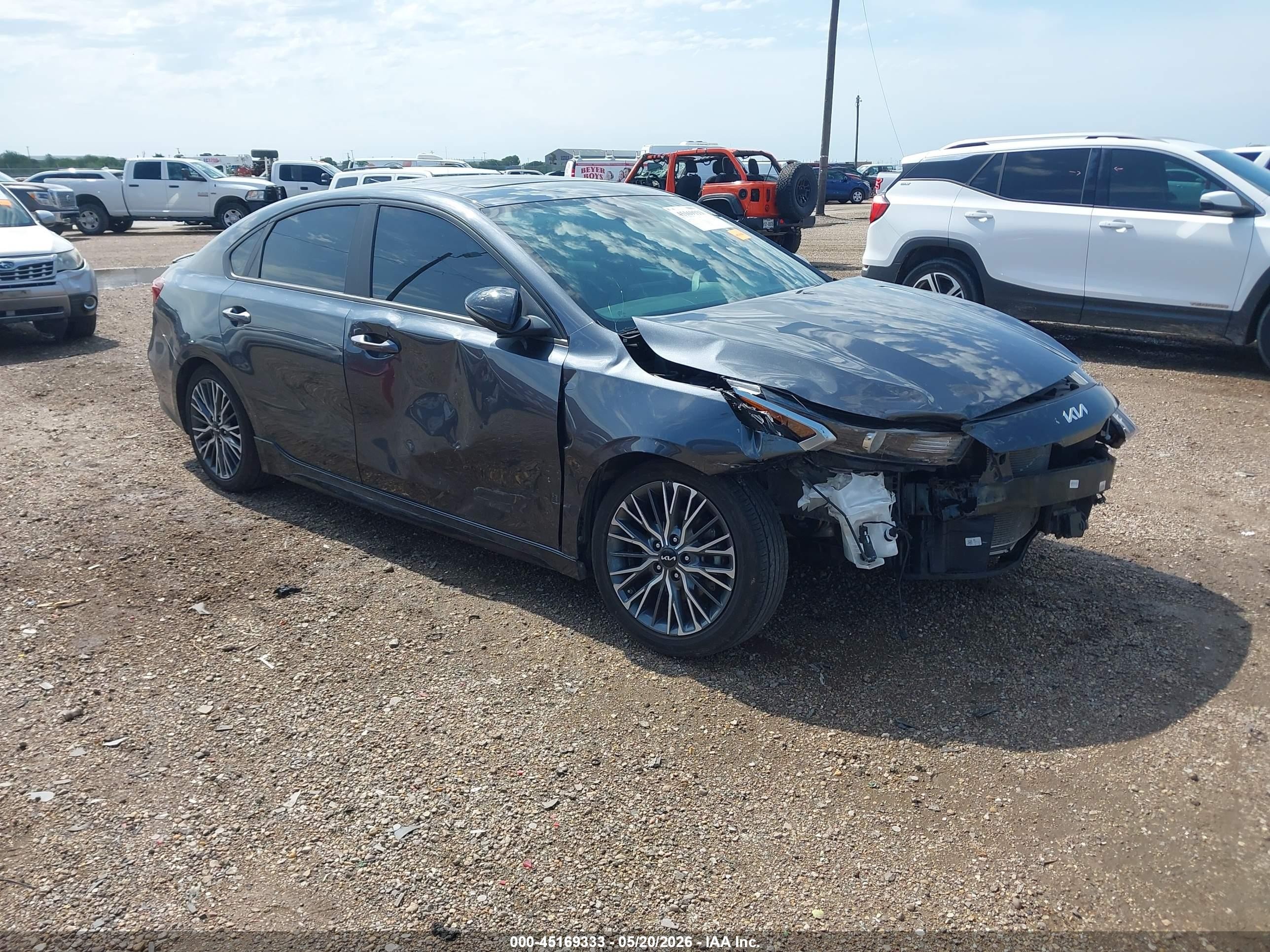 2023 Kia Forte GT-Line, VIN 3KPF54AD1PE597651 — Side